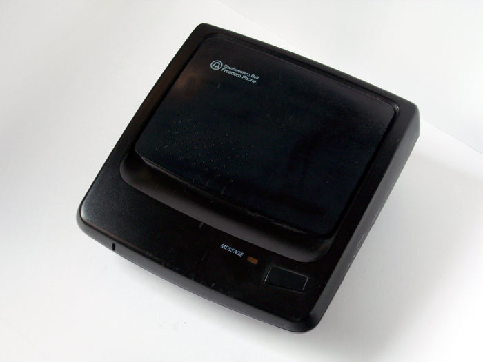 A Southwestern Bell-branded telephone answering machine, model FA935