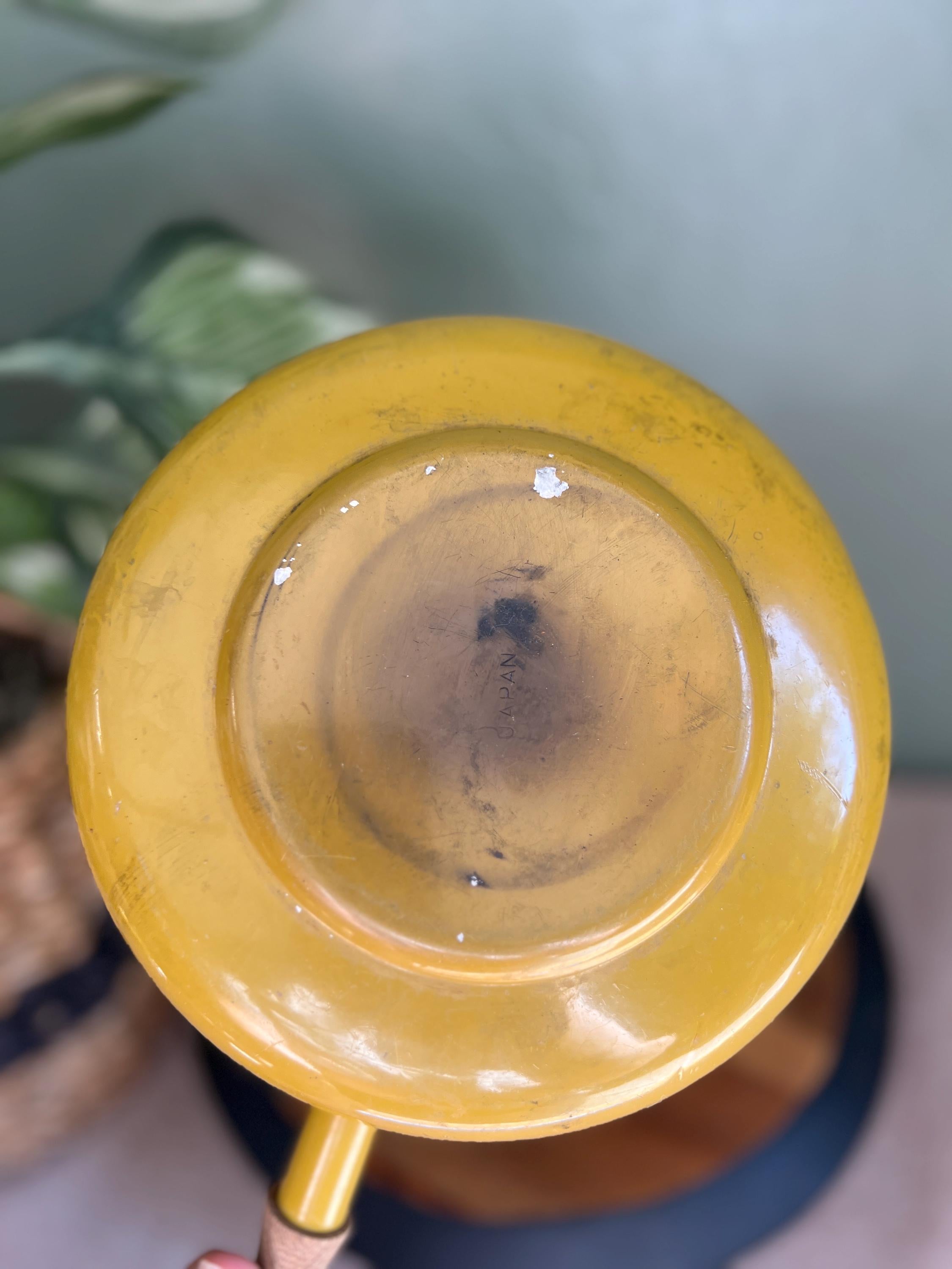 Vintage fondue pot Daisy gold yellow