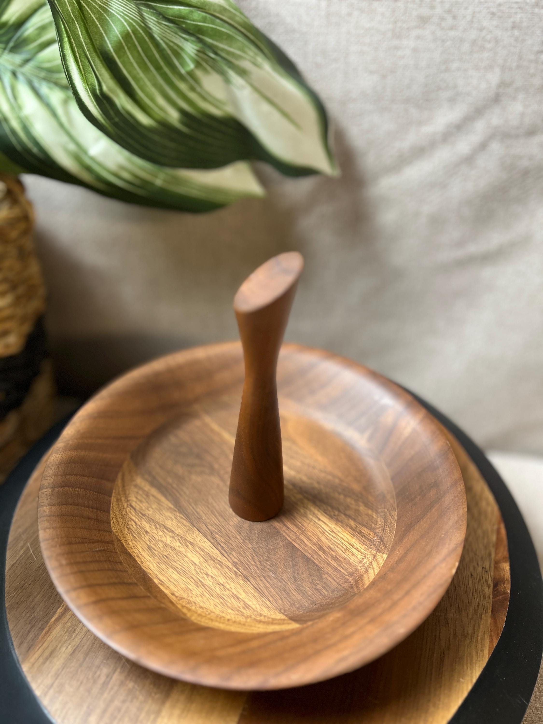 Vintage Ozark Black Walnut 8 Bowl  Center Handle
