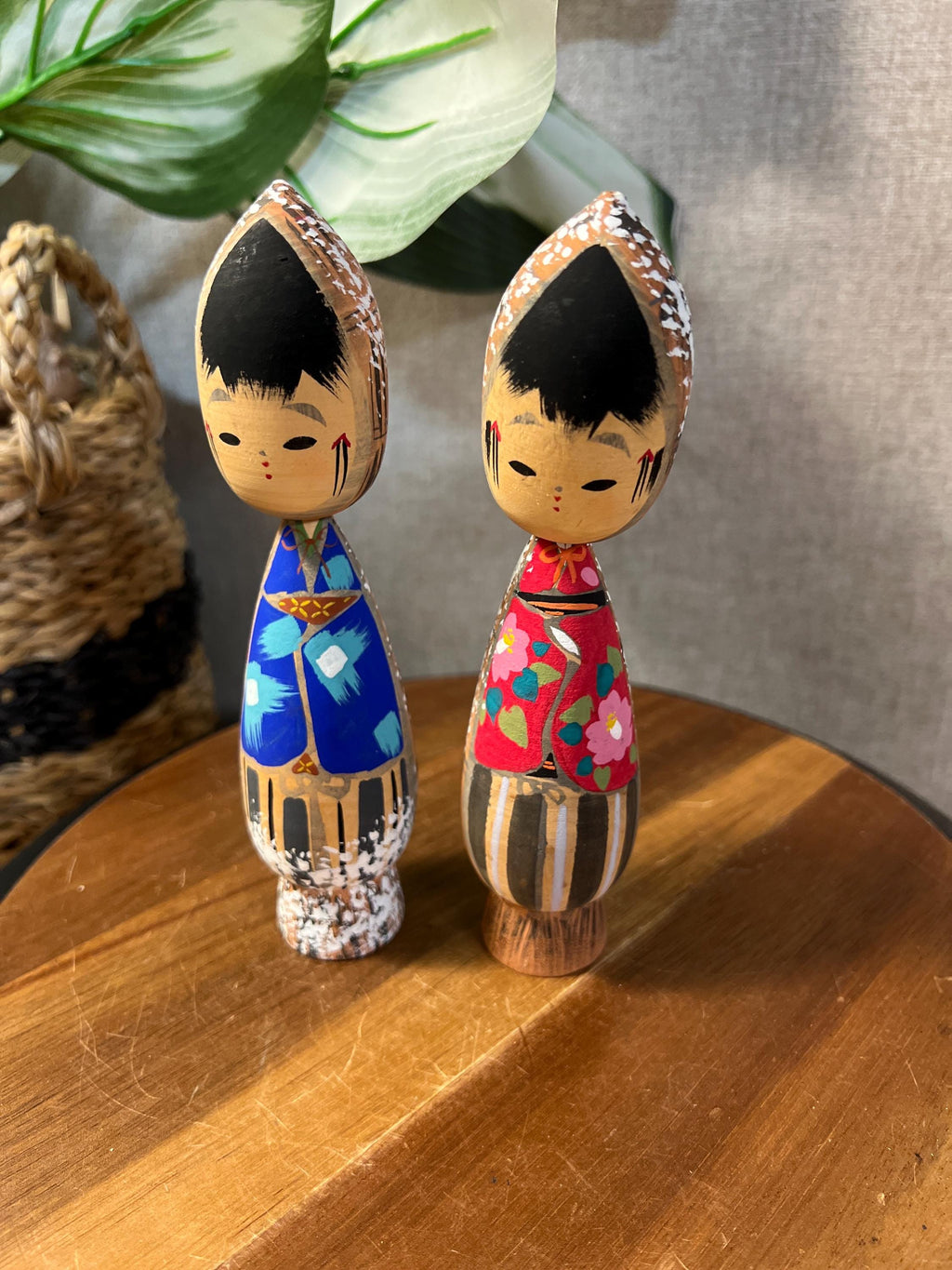 Vintage Kokeshi Doll Set of 2 Traditional Crafts Hand Painted