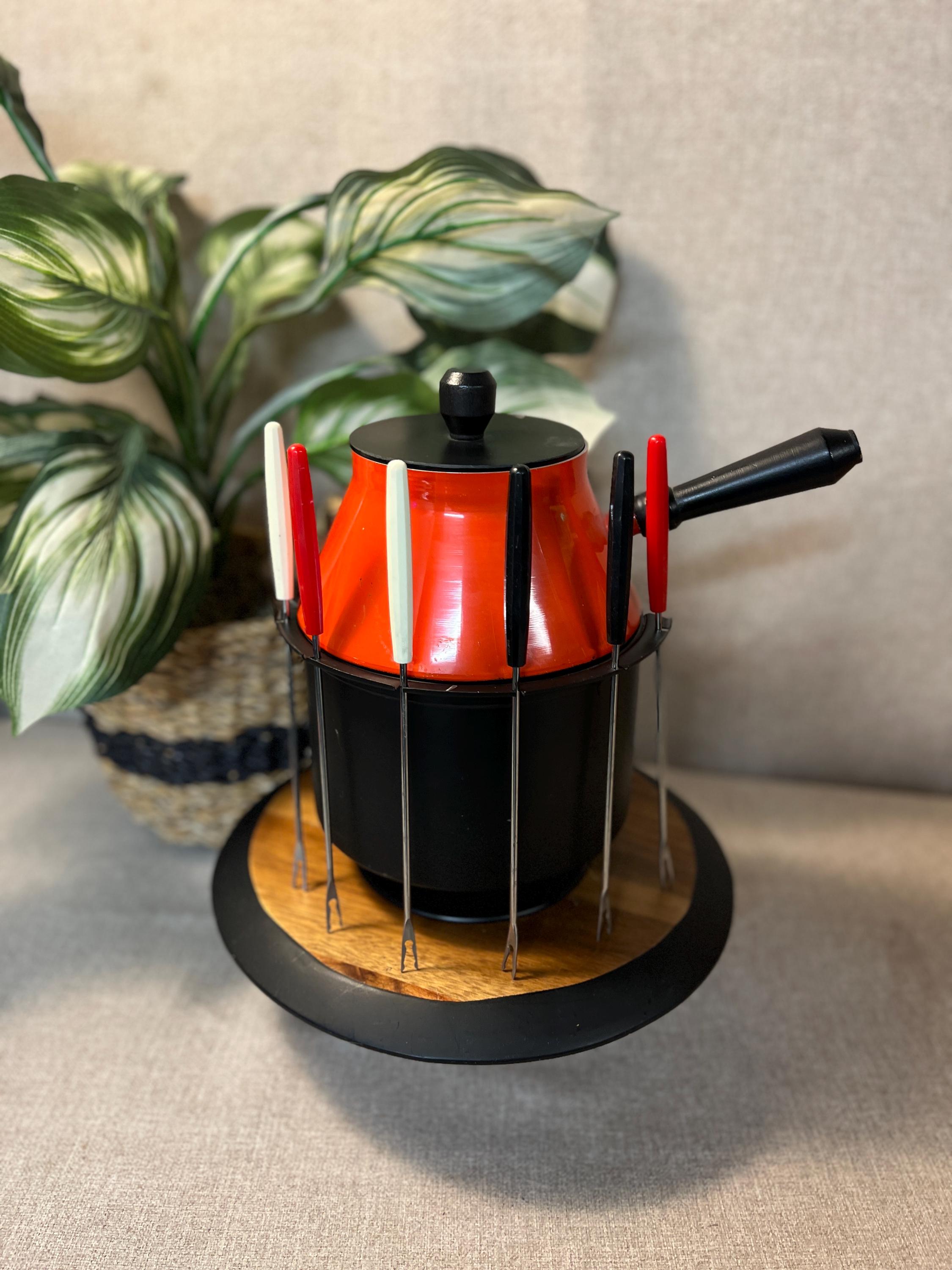 Vintage Retro 70s Japan Orange Enamel Aluminum Fondue Pot 6 Forks
