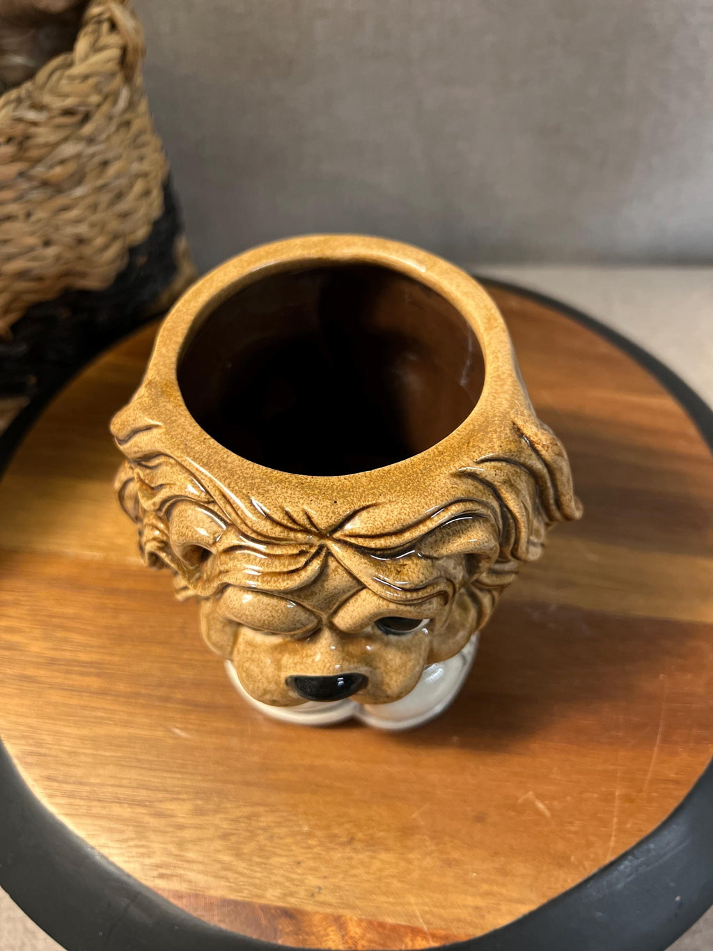 Lion in sneakers kitsch anthropomorphic ceramic planter vase vintage 4" x 4" x 4