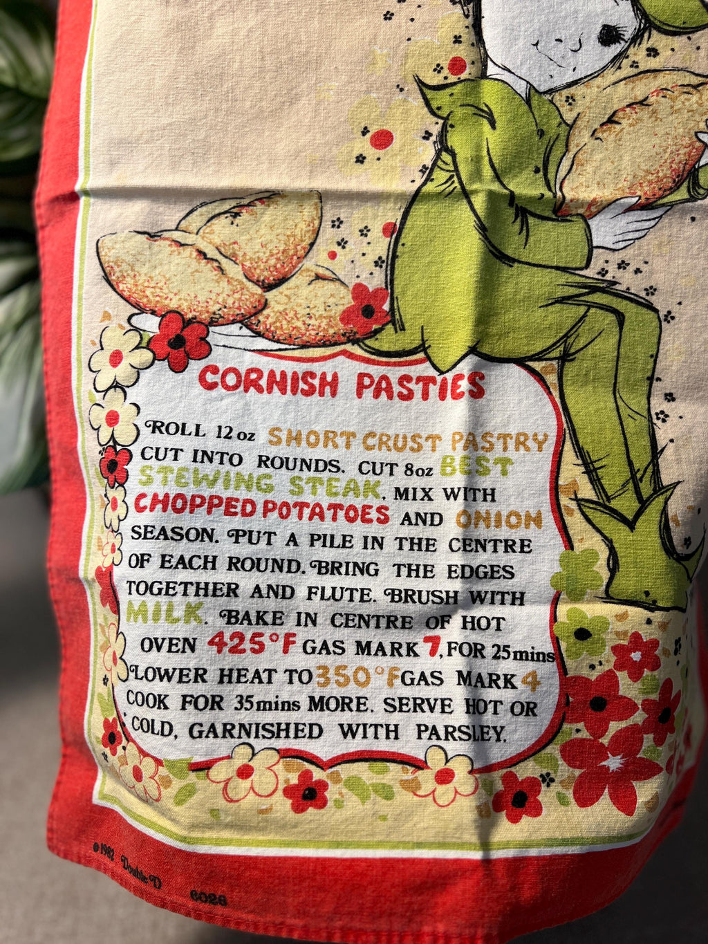 Vtg Cotton Recipe Pixie Cornish Pasties Made In Britain 18"x26"