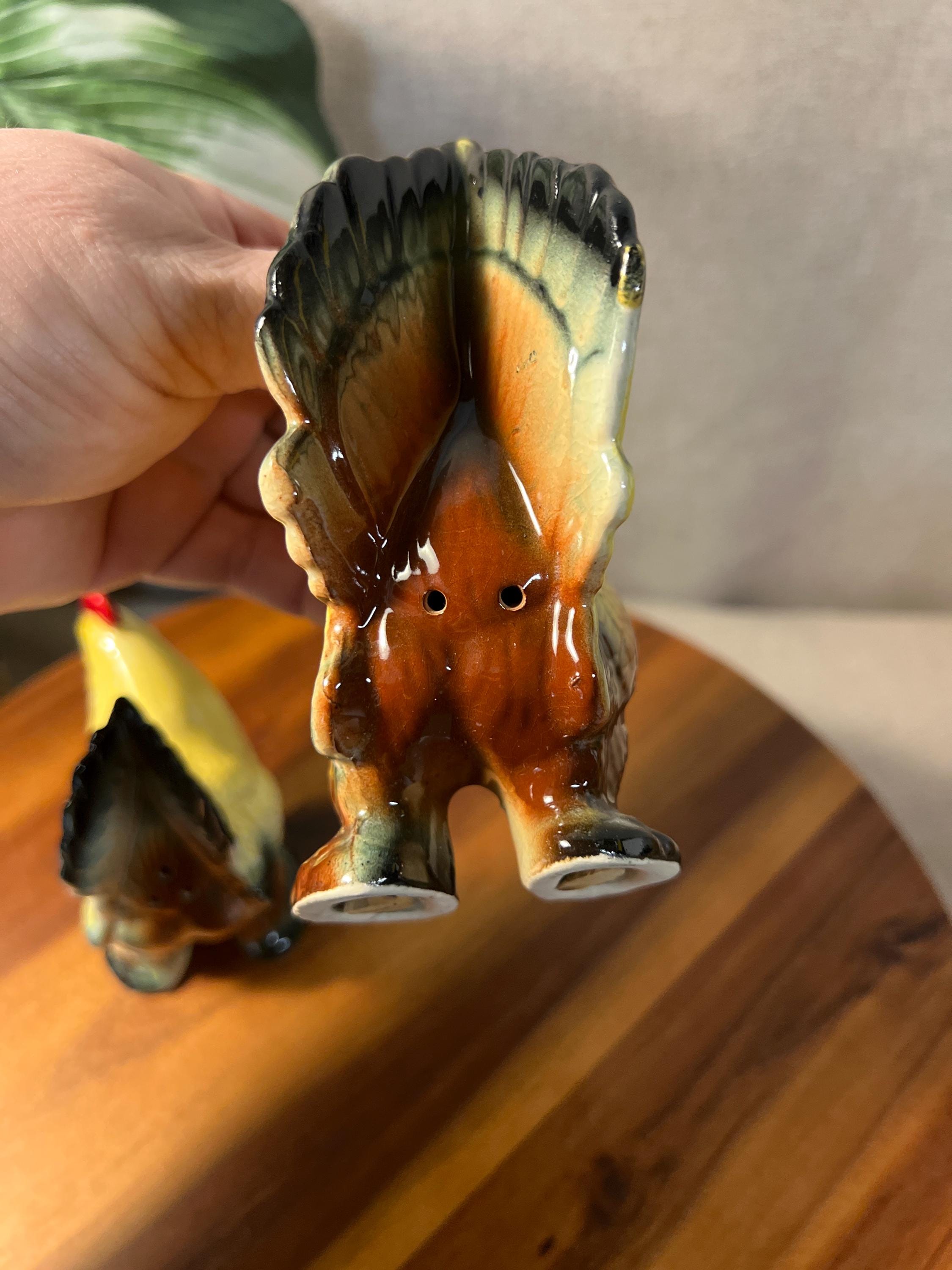 Nikoniko Rooster &Chicken Salt and Pepper Shakers Porcelain Vintage