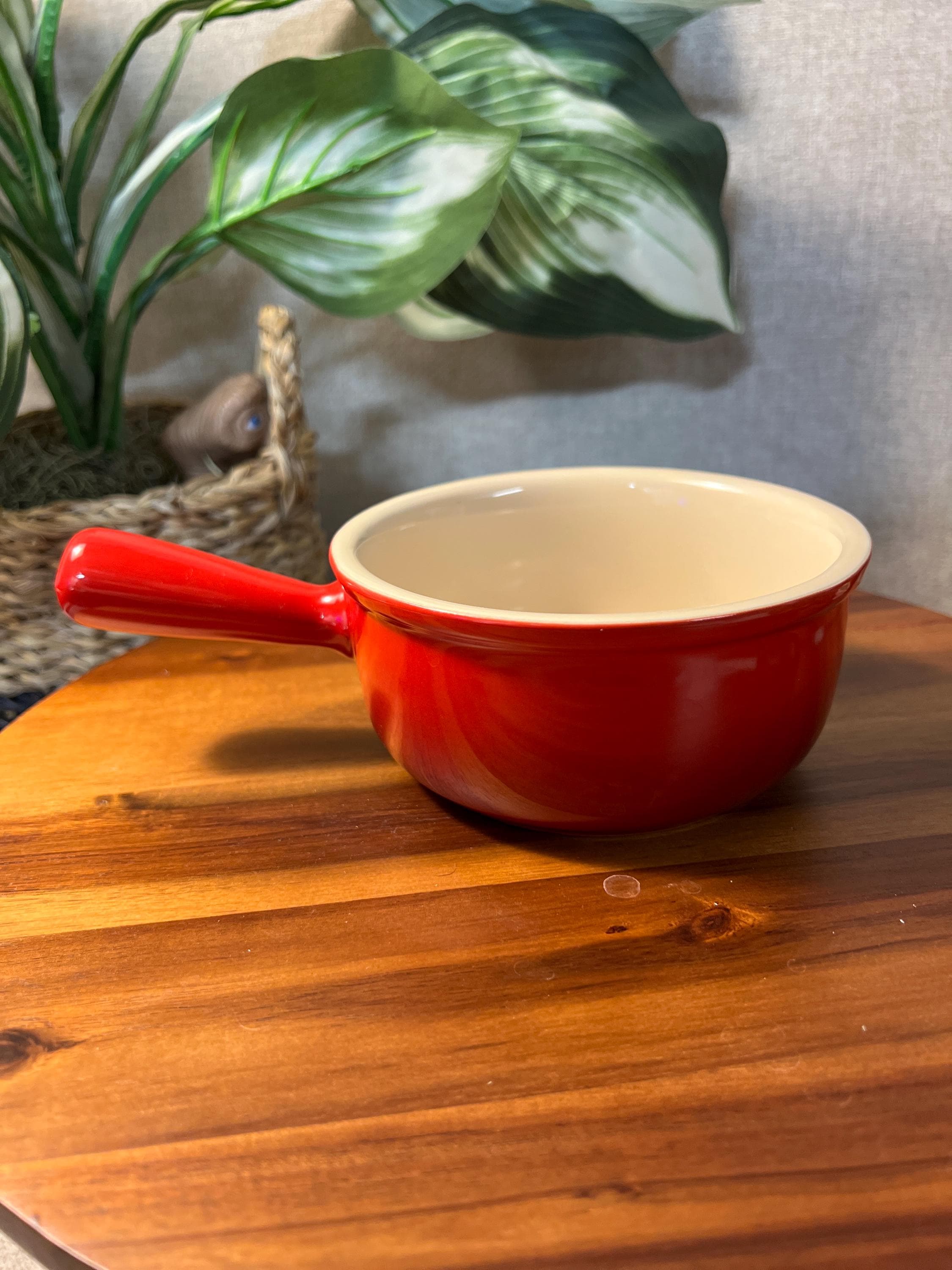 LE CREUSET #21 Oven Safe Ceramic Ramekin (Flame Red) EUC never used