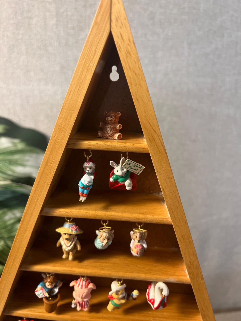 Hallmark Shadow Box Memory Tree Miniature Christmas Ornaments Display Vtg