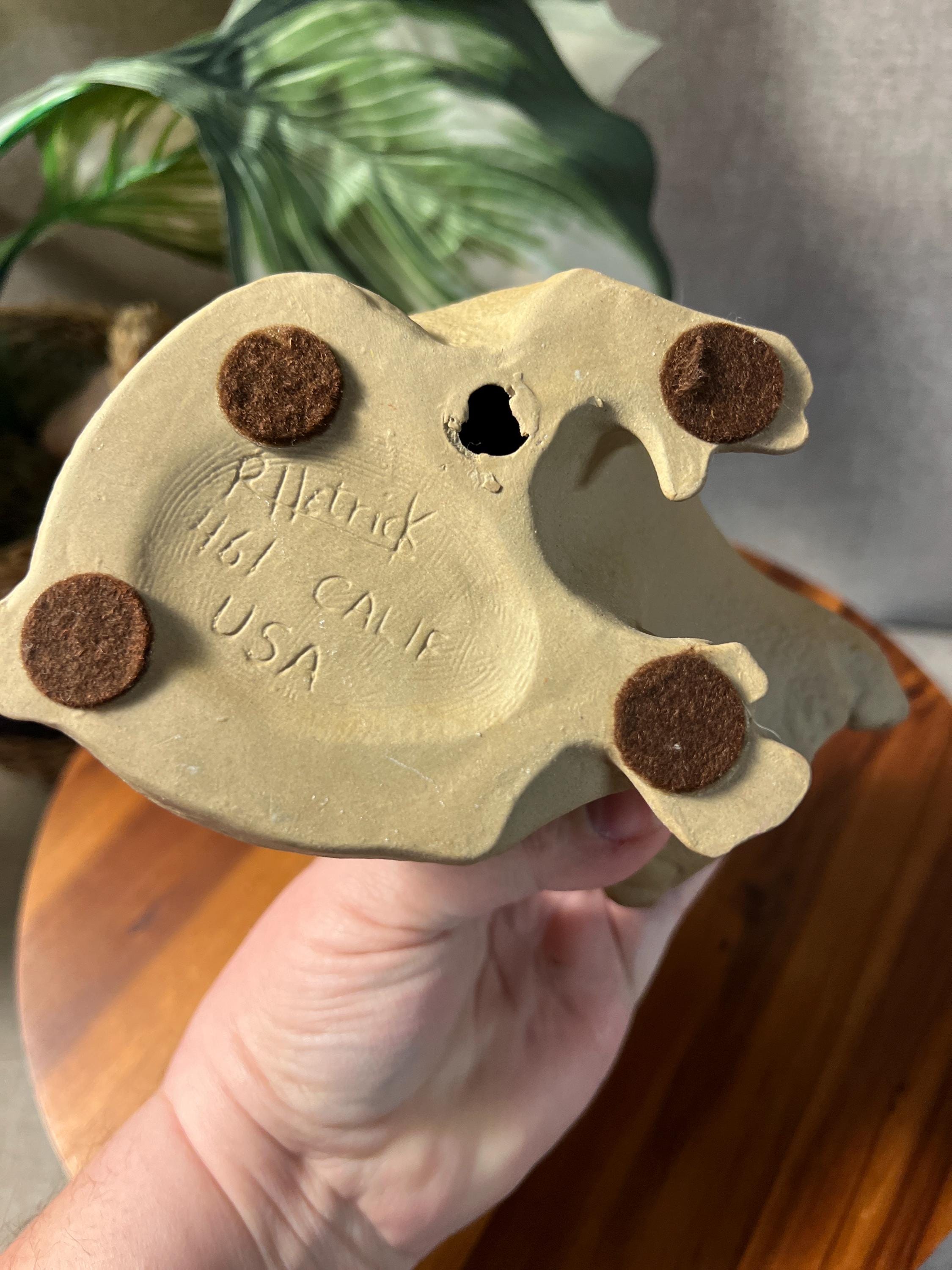 Vintage Freeman McFarlin Pottery KOALA BEAR Figurine Signed R. HETRICK #461