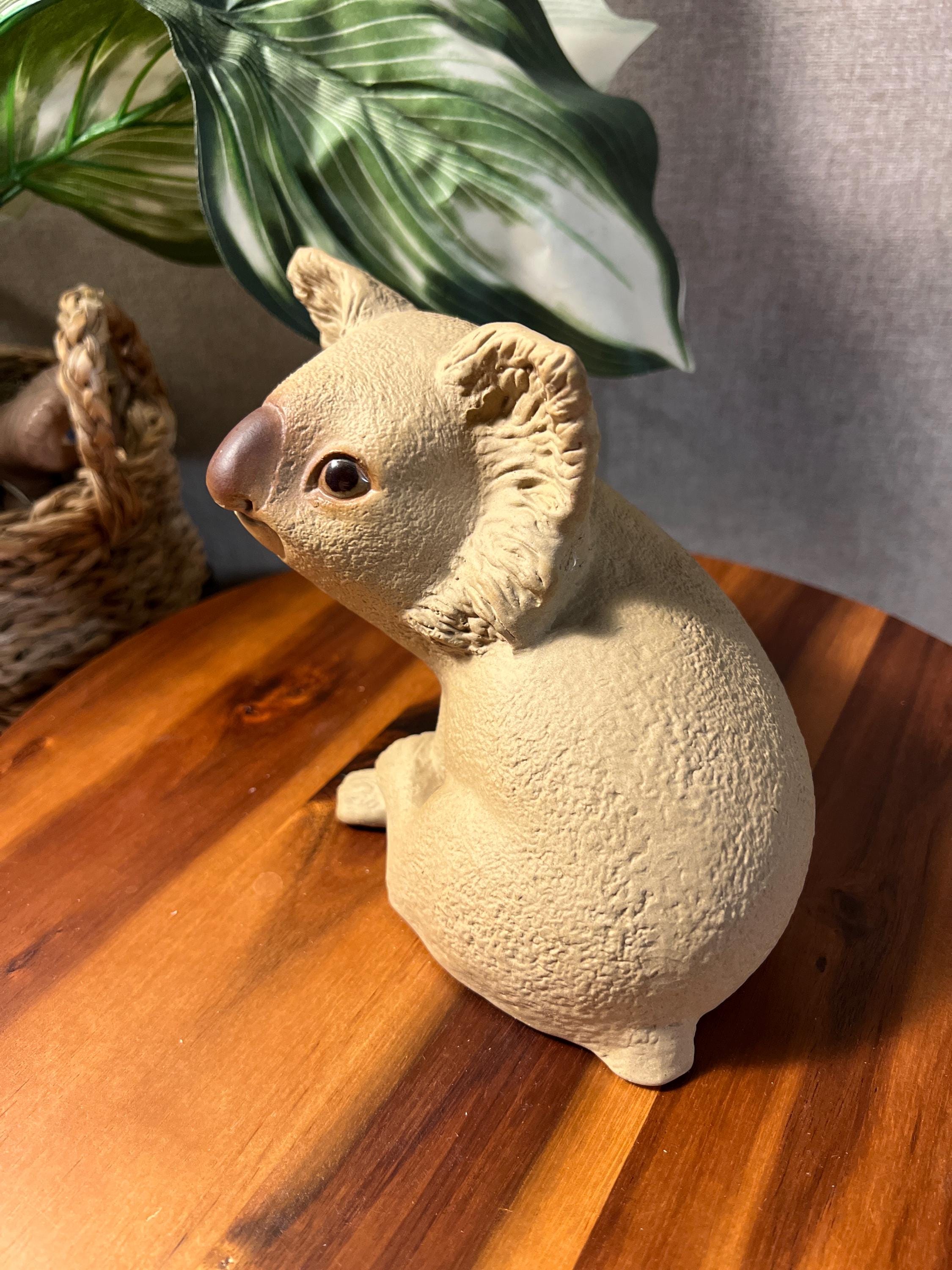 Vintage Freeman McFarlin Pottery KOALA BEAR Figurine Signed R. HETRICK #461