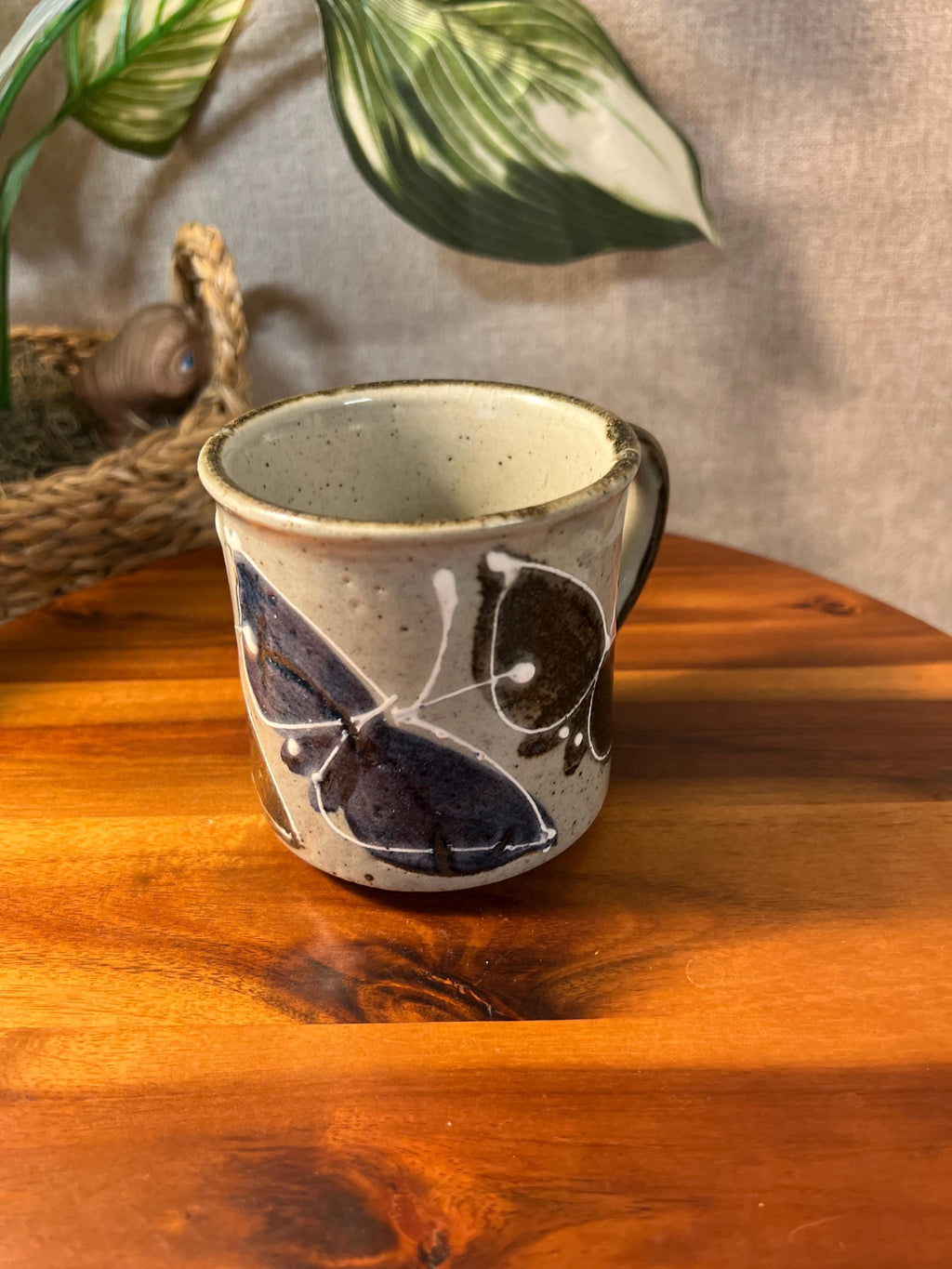 Otagari speckled Butterfly mug
