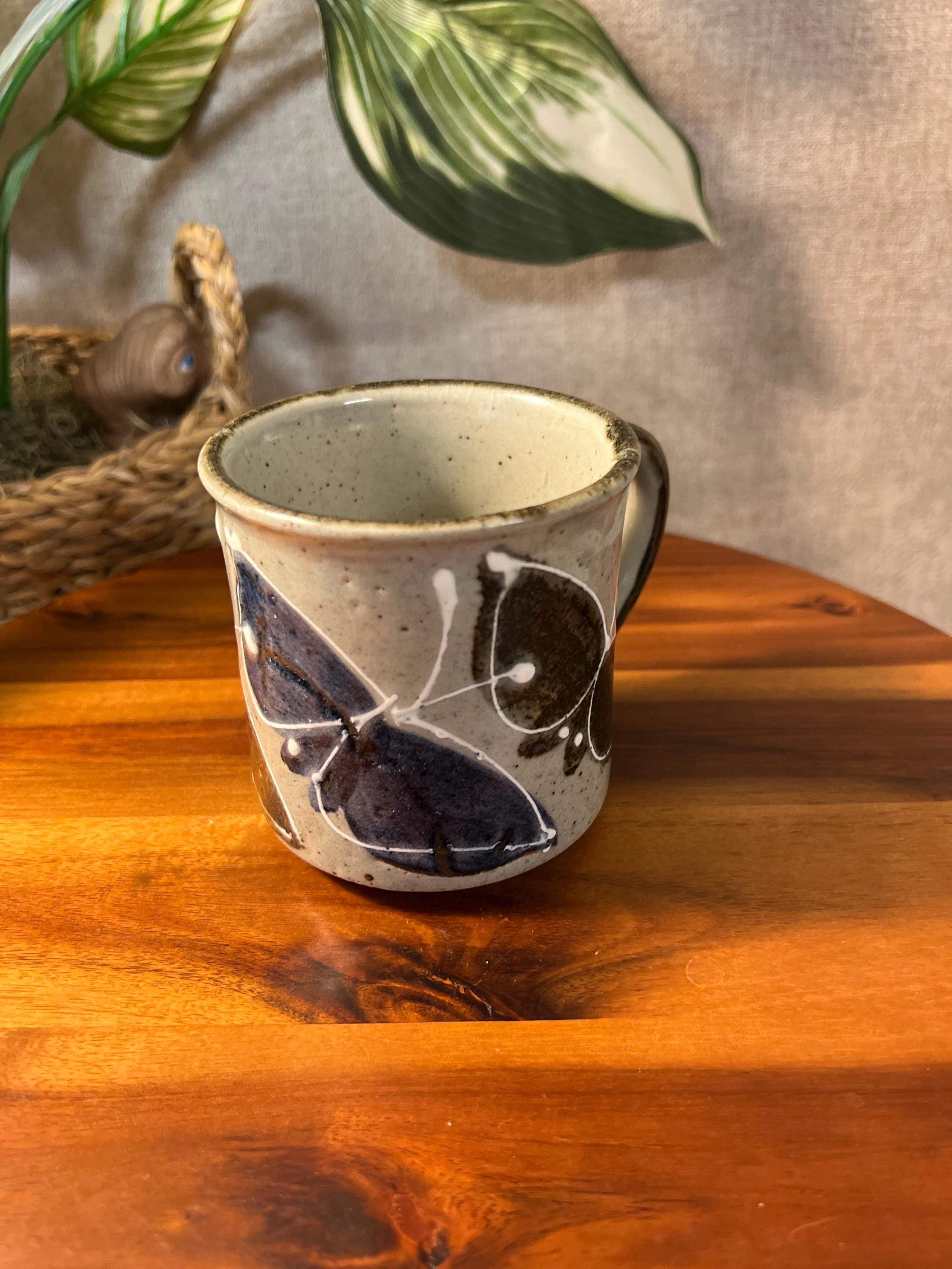 Otagari speckled Butterfly mug