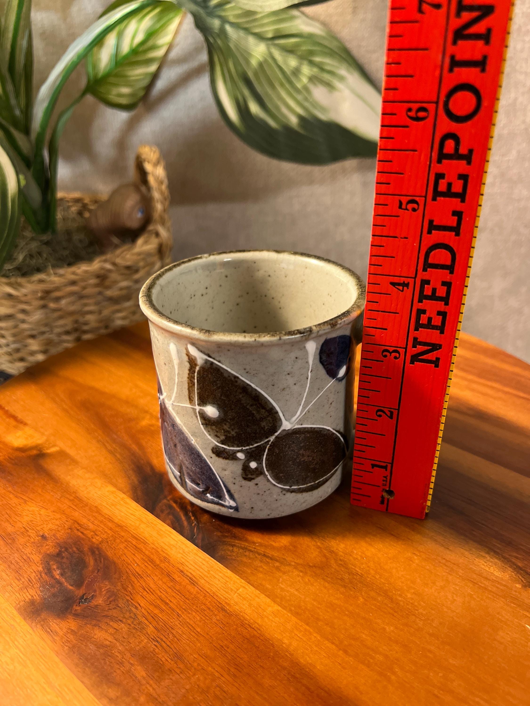 Otagari speckled Butterfly mug