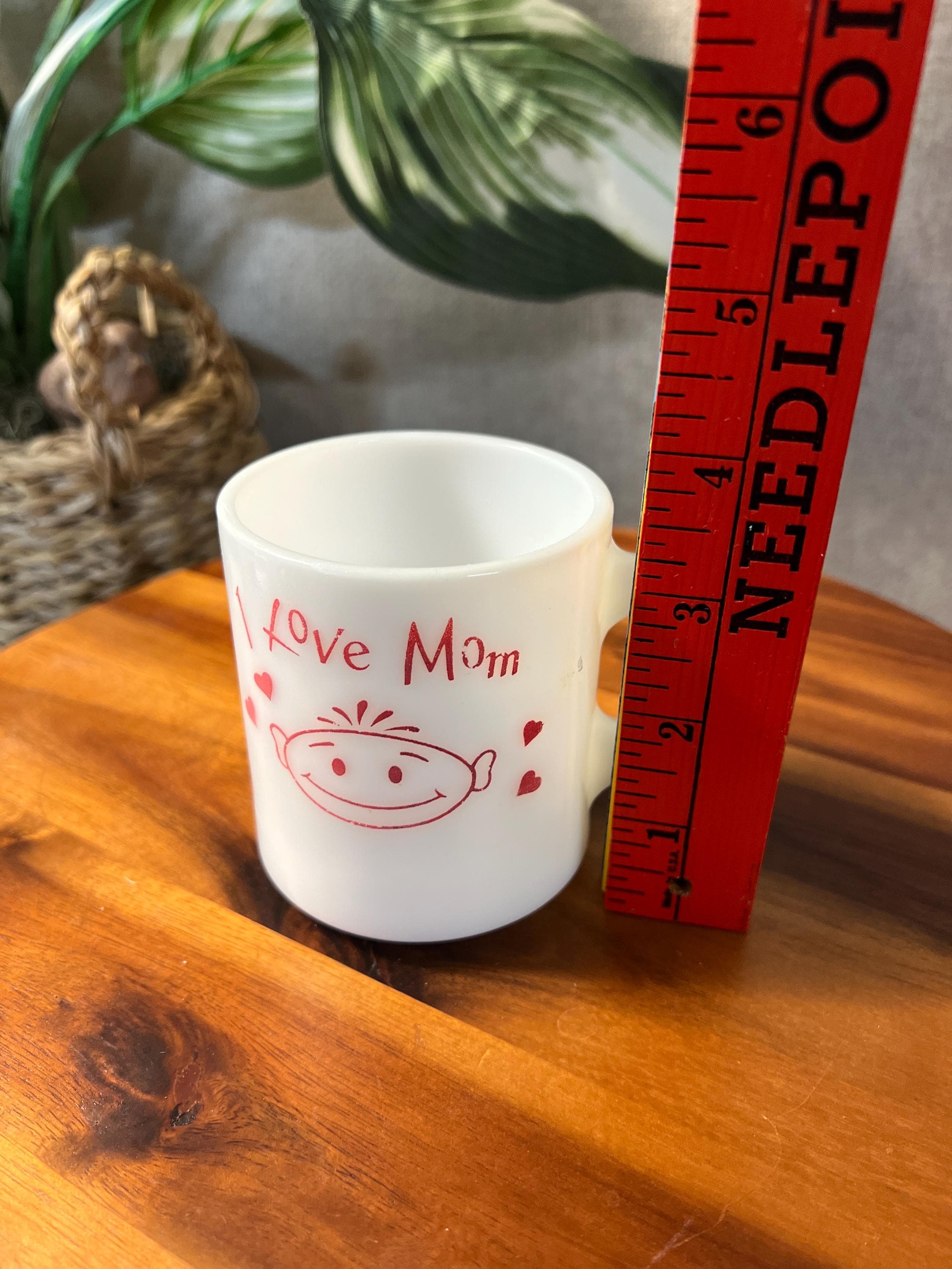 Vintage Milk Glass Coffee Cup Mug I LOVE MOM 8 oz White w Red Script Mothers Day