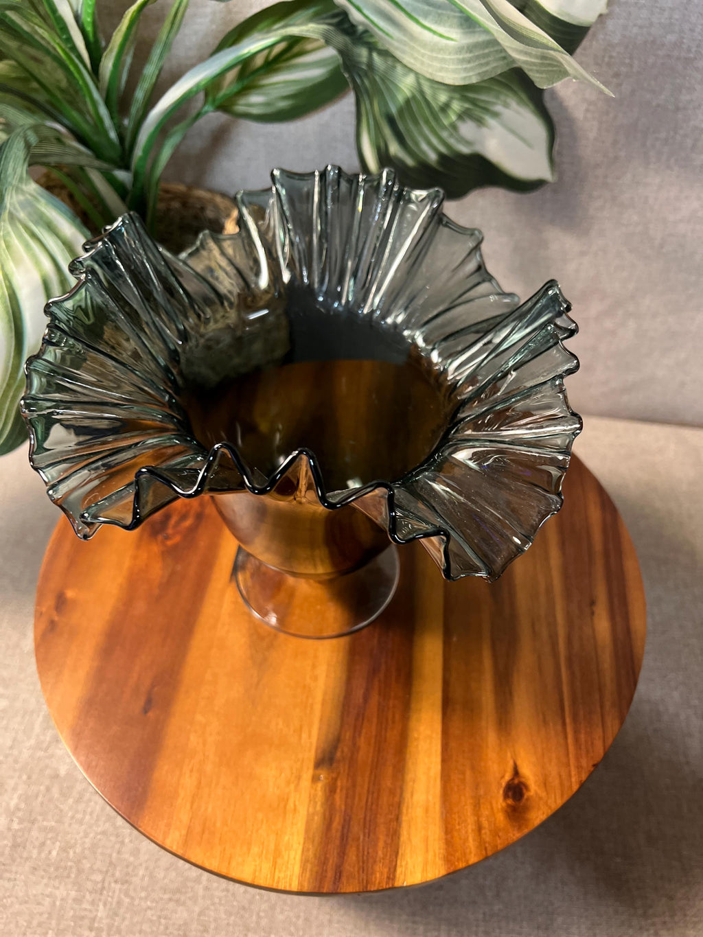 Blenko Glass Vase #38CHARCOAL 1954-1958 8 Double Crimped Ruffled Footed RARE