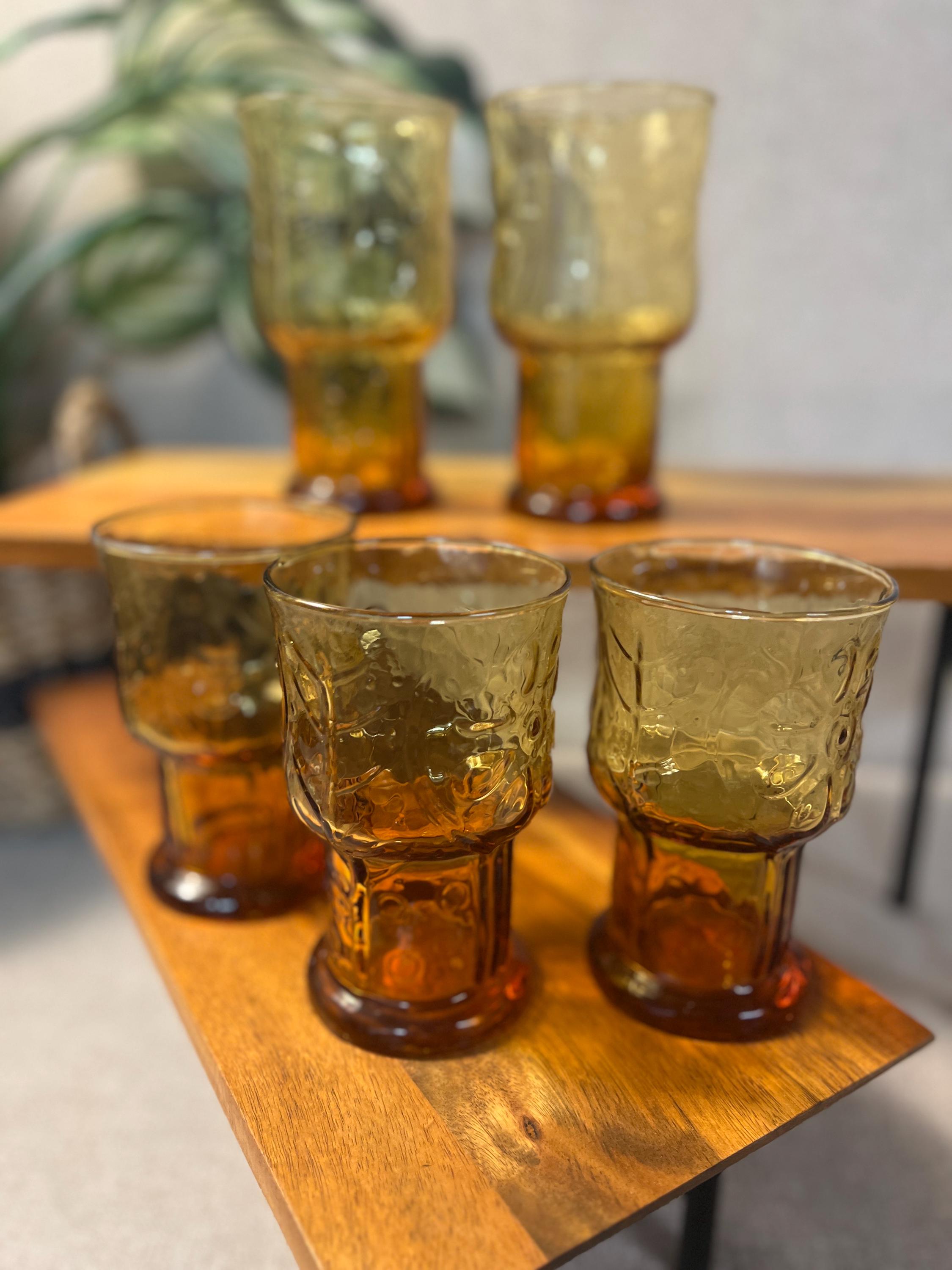 Libbey Country Garden Amber  Glasses set of 5 (2 Large and 3 iced tea sized)