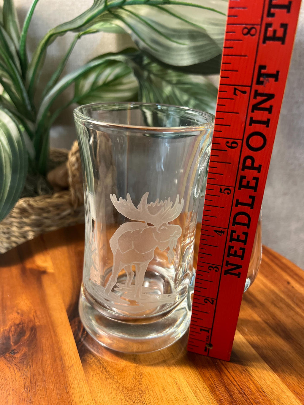 VTG Glass Mug Stein w Elk Etched Glass 6" tall