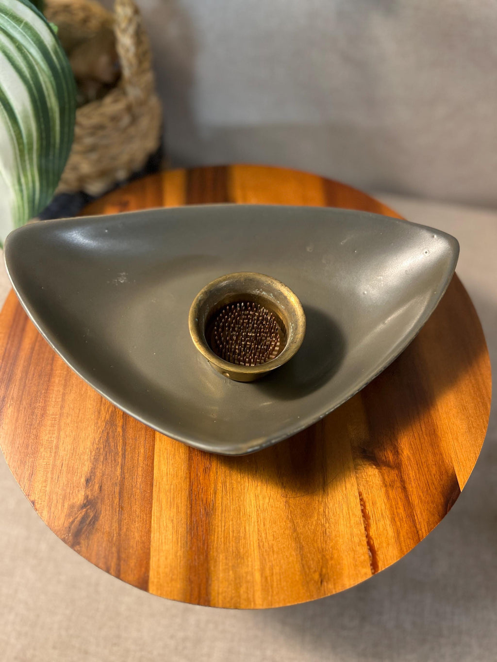 Ikebana Floraline USA Green Ceramic Geometric Bowl 431 with flower frog  1970s
