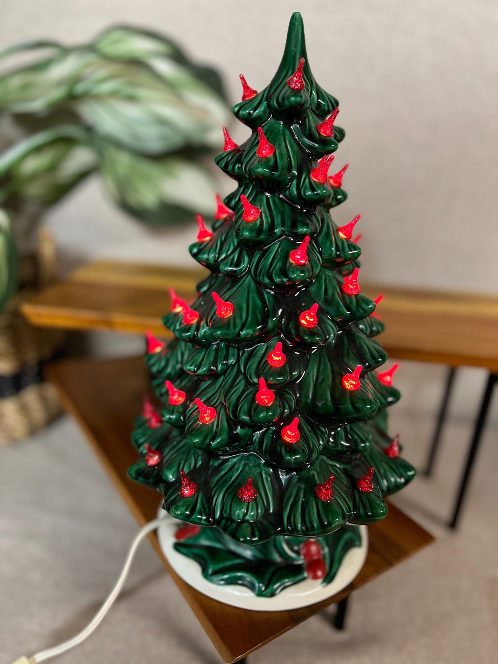 VTG Holland Mold 13.5 Christmas Tree 1974 Ceramic base included chip in base on bottom see photos