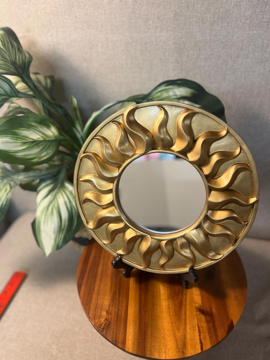Vintage Mid Century Modern MCM Gold Star Sunburst 11" Round Wall Mirror
