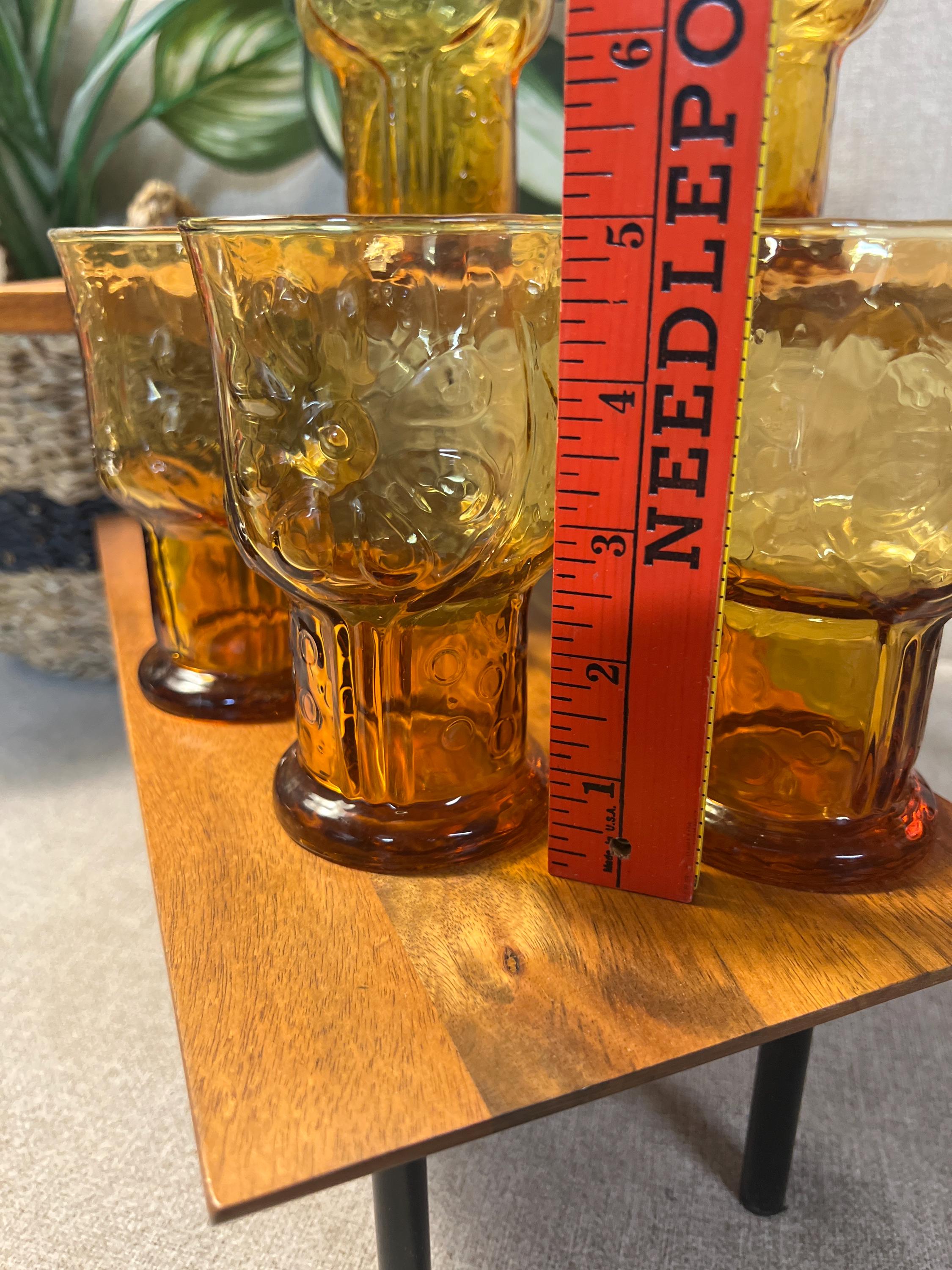 Libbey Country Garden Amber  Glasses set of 5 (2 Large and 3 iced tea sized)