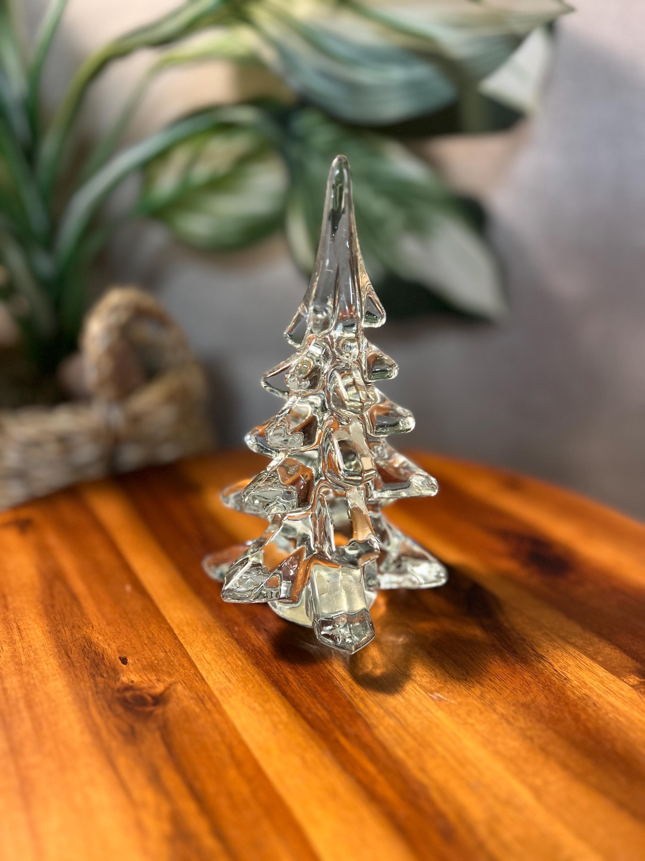 Crystal Clear Art Glass Christmas Holiday Winter Tree Figurine Décor 6 in