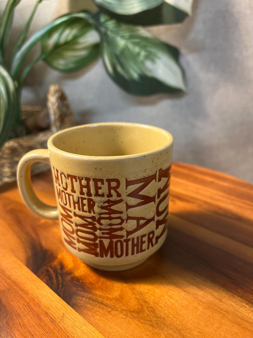 Vintage Yellow Brown Mom Mother Ma Stoneware 8 oz. Cup Mug Made In Japan