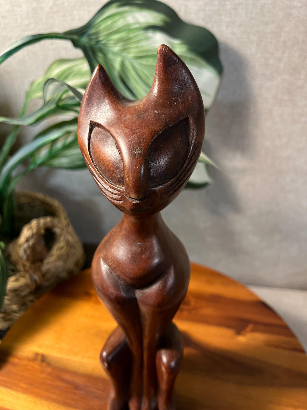 Vtg MCM Carved Teak Wooden Siamese Cat Figure Retro Boho Home Decor