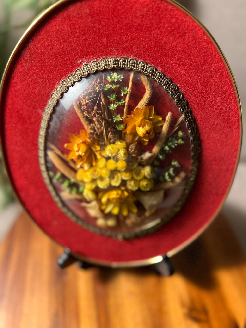Dried Flowers Bouquet In Curved Glass Framed Wall Art Vintage Oval Ribbon Hanger