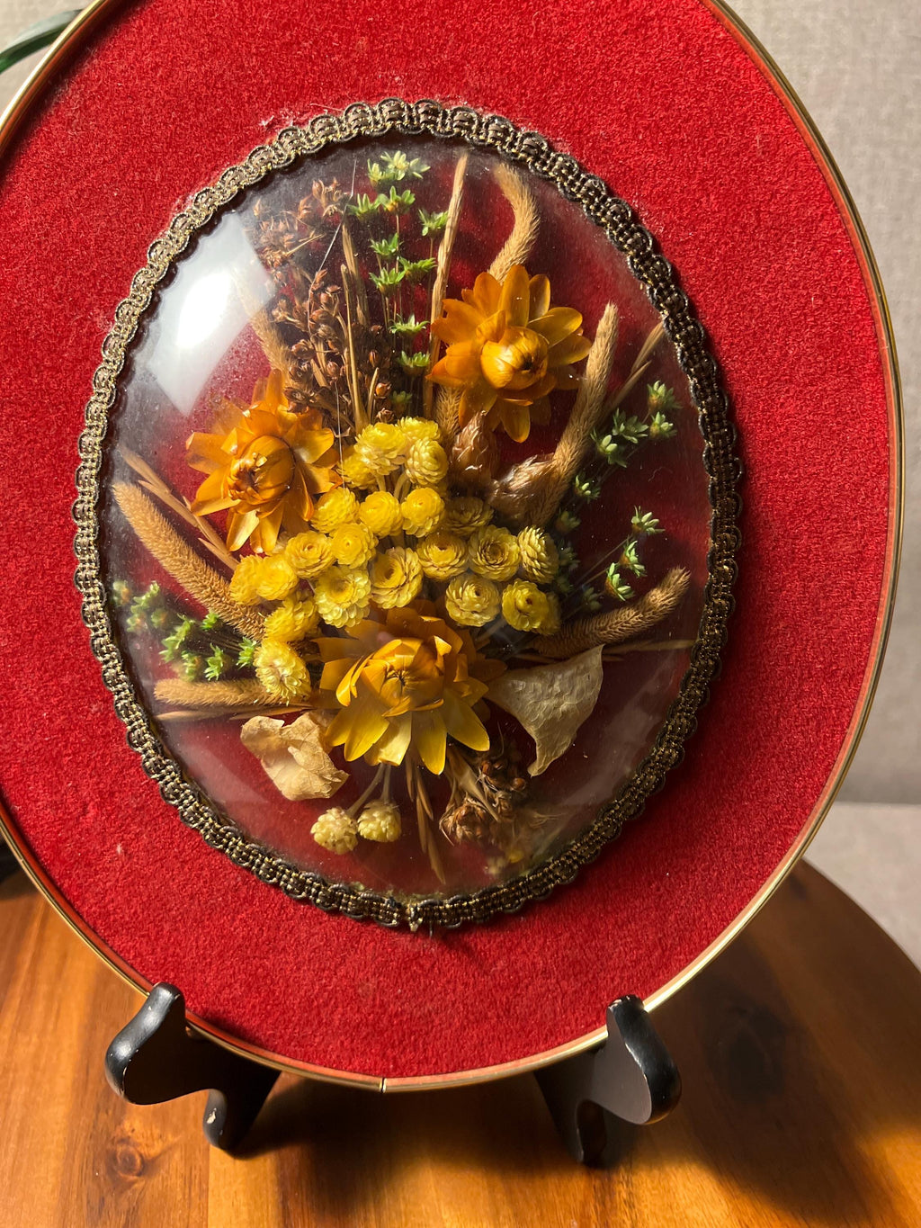 Dried Flowers Bouquet In Curved Glass Framed Wall Art Vintage Oval Ribbon Hanger