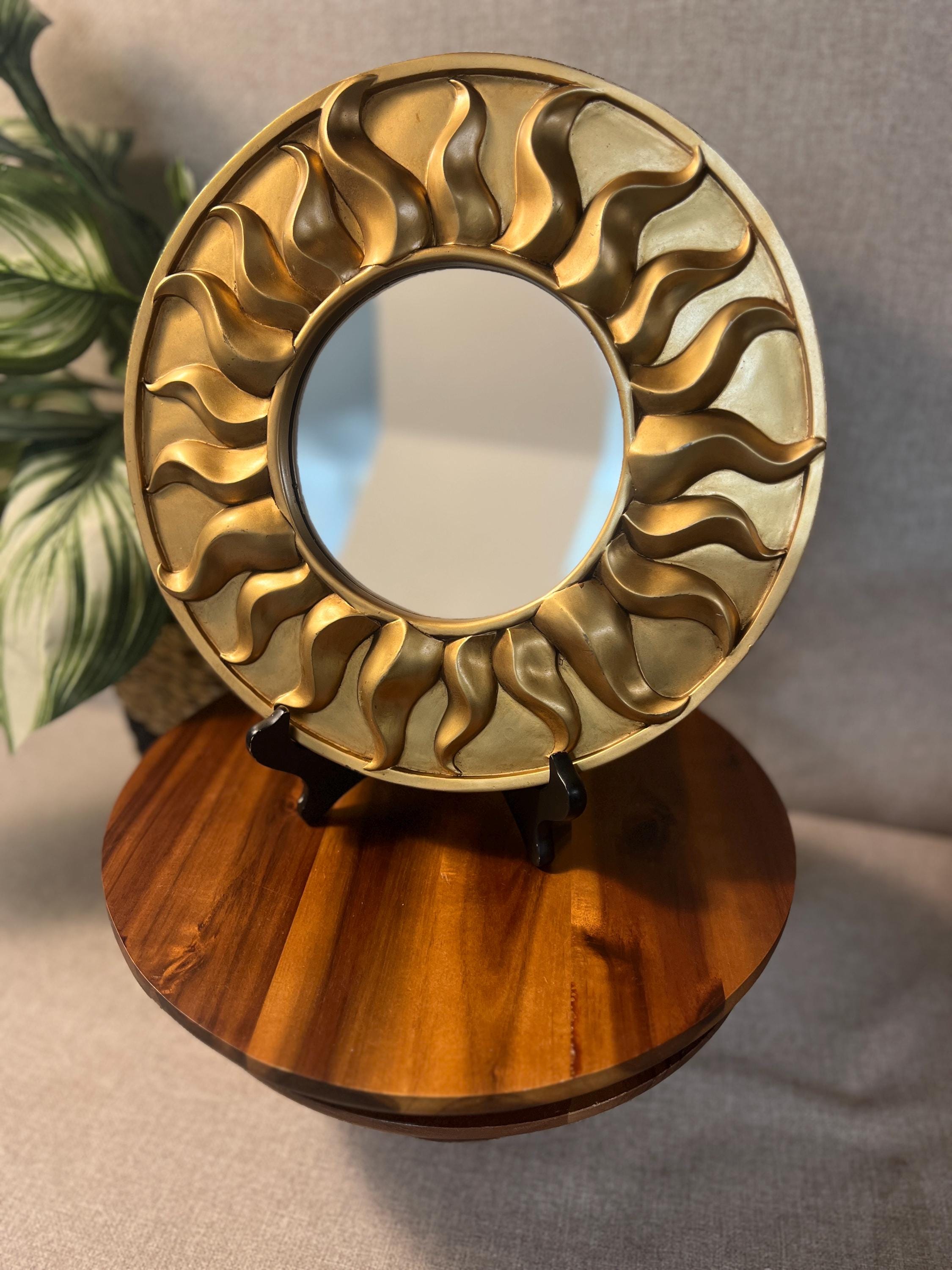 Vintage Mid Century Modern MCM Gold Star Sunburst 11" Round Wall Mirror