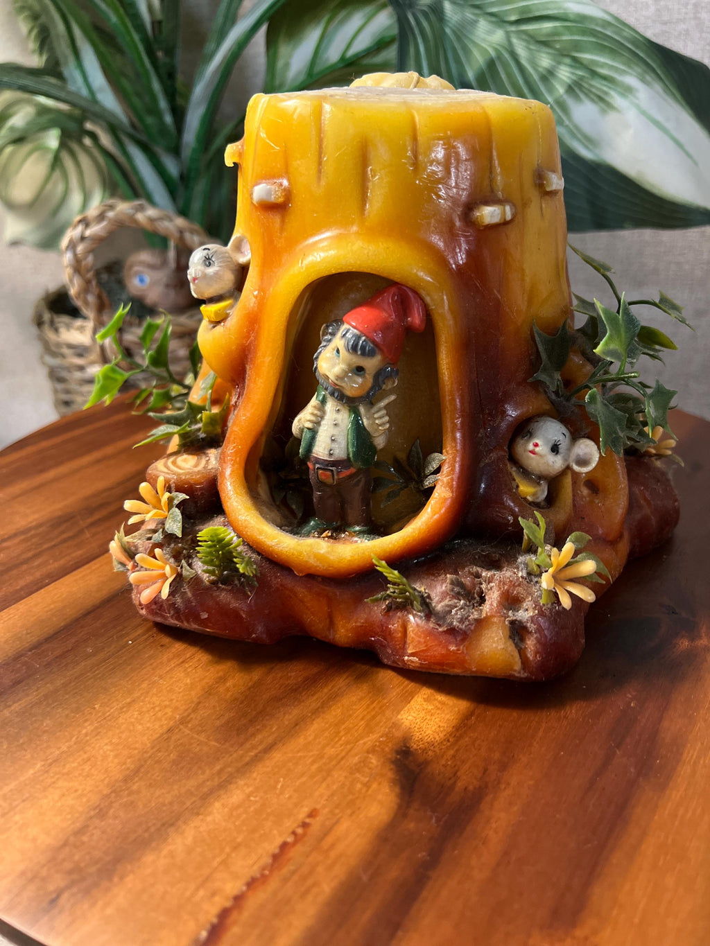 Middle Earth Candle House Stump Candle 70s Vtg Gnome Mushroom with Gnome Handmade