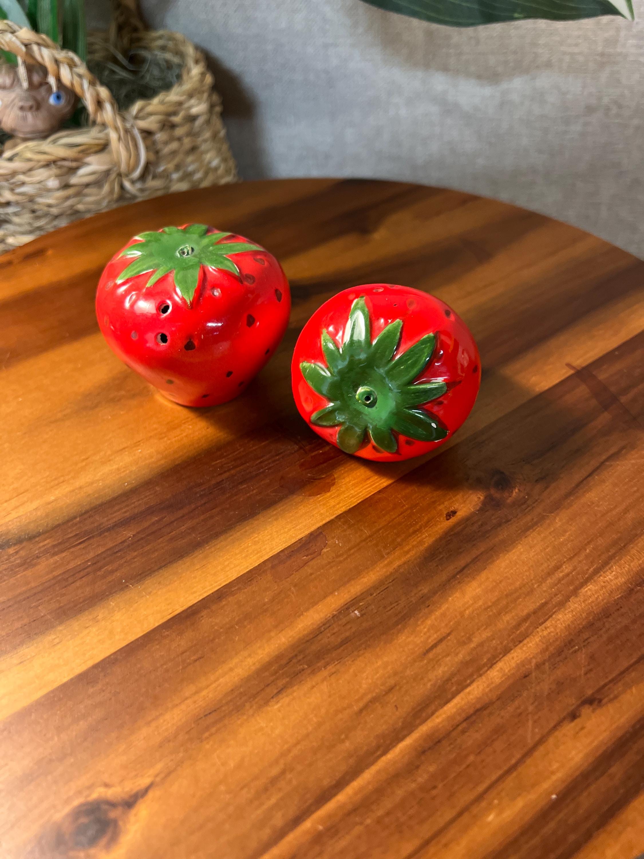 Vintage Strawberry Salt & Pepper Shaker Set  Berry