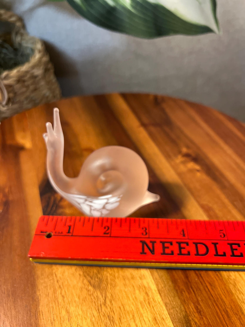 Vtg Murano Style Hand Blown Pink Mottled/White Art Glass Snail Paperweight
