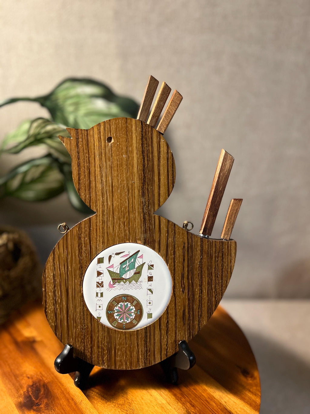 Vtg bird shaped Cheese Bread Cutting Board Wood With Tile made in Japan With Knife and small forks