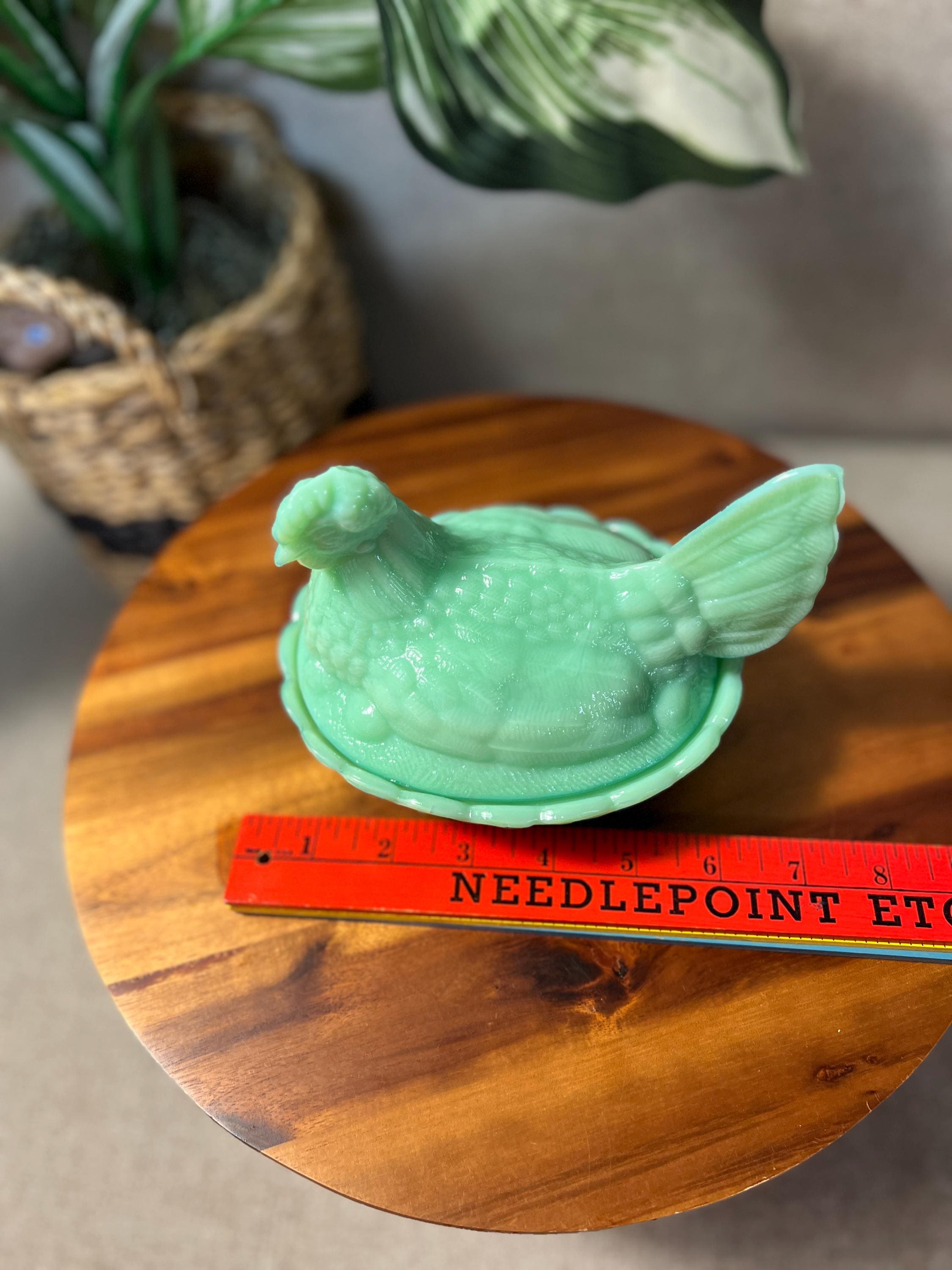 Jadeite Green Milk Glass Hen on Nest Covered Dish 5