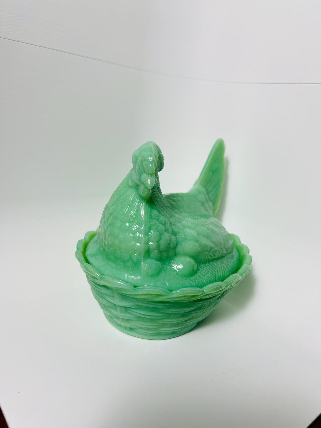 Jadeite Green Milk Glass Hen on Nest Covered Dish 5