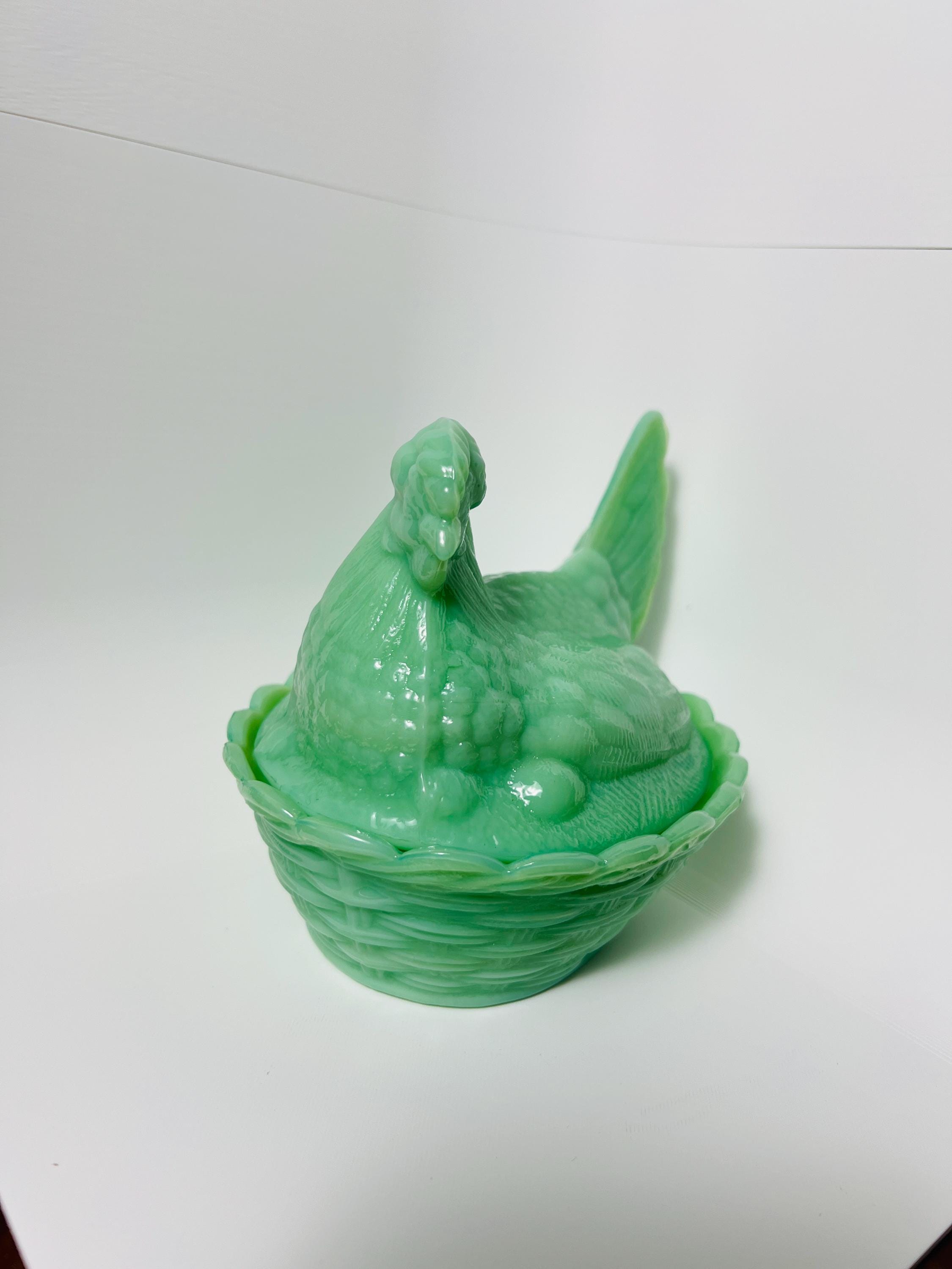 Jadeite Green Milk Glass Hen on Nest Covered Dish 5