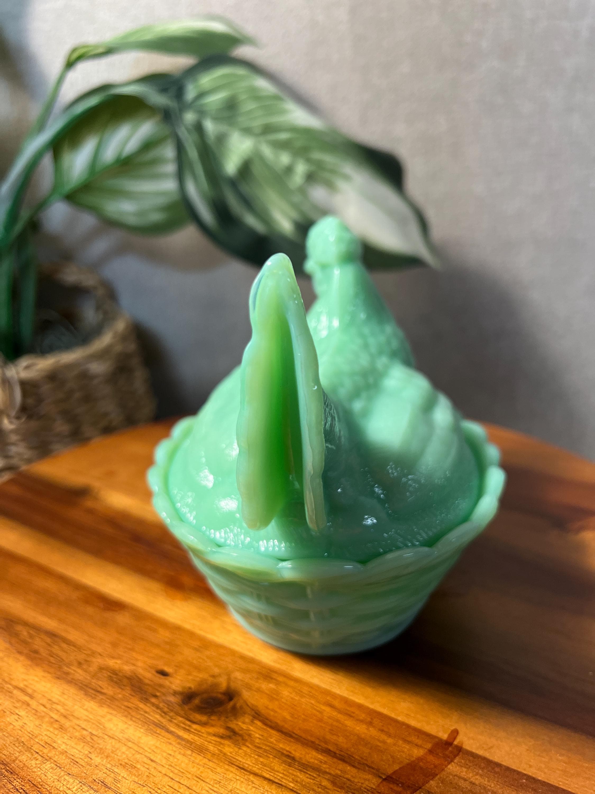 Jadeite Green Milk Glass Hen on Nest Covered Dish 5