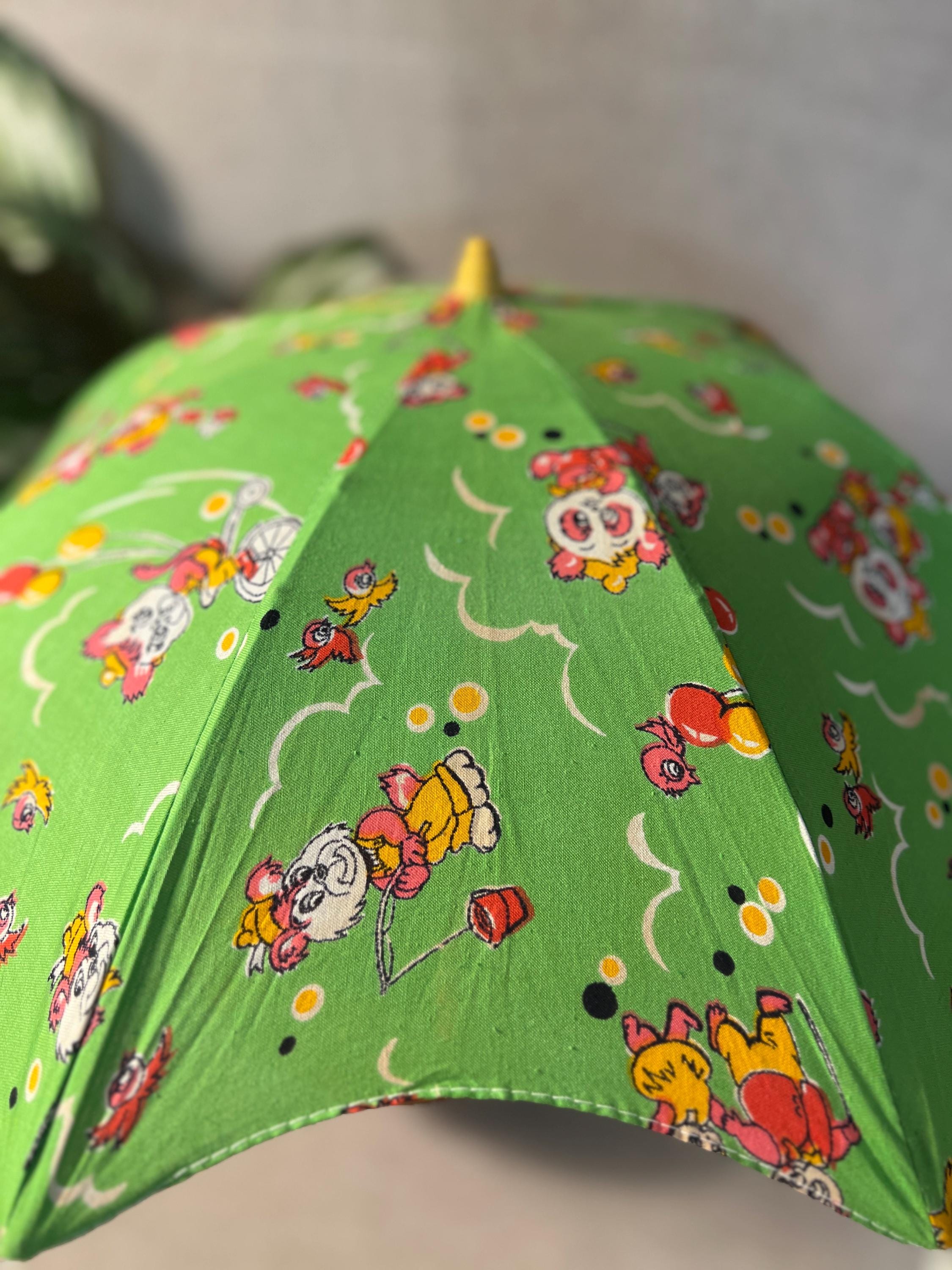 Vintage Japan Printed Cotton Child's Umbrella Parasol W/Painted Wood Kokeshi Handle