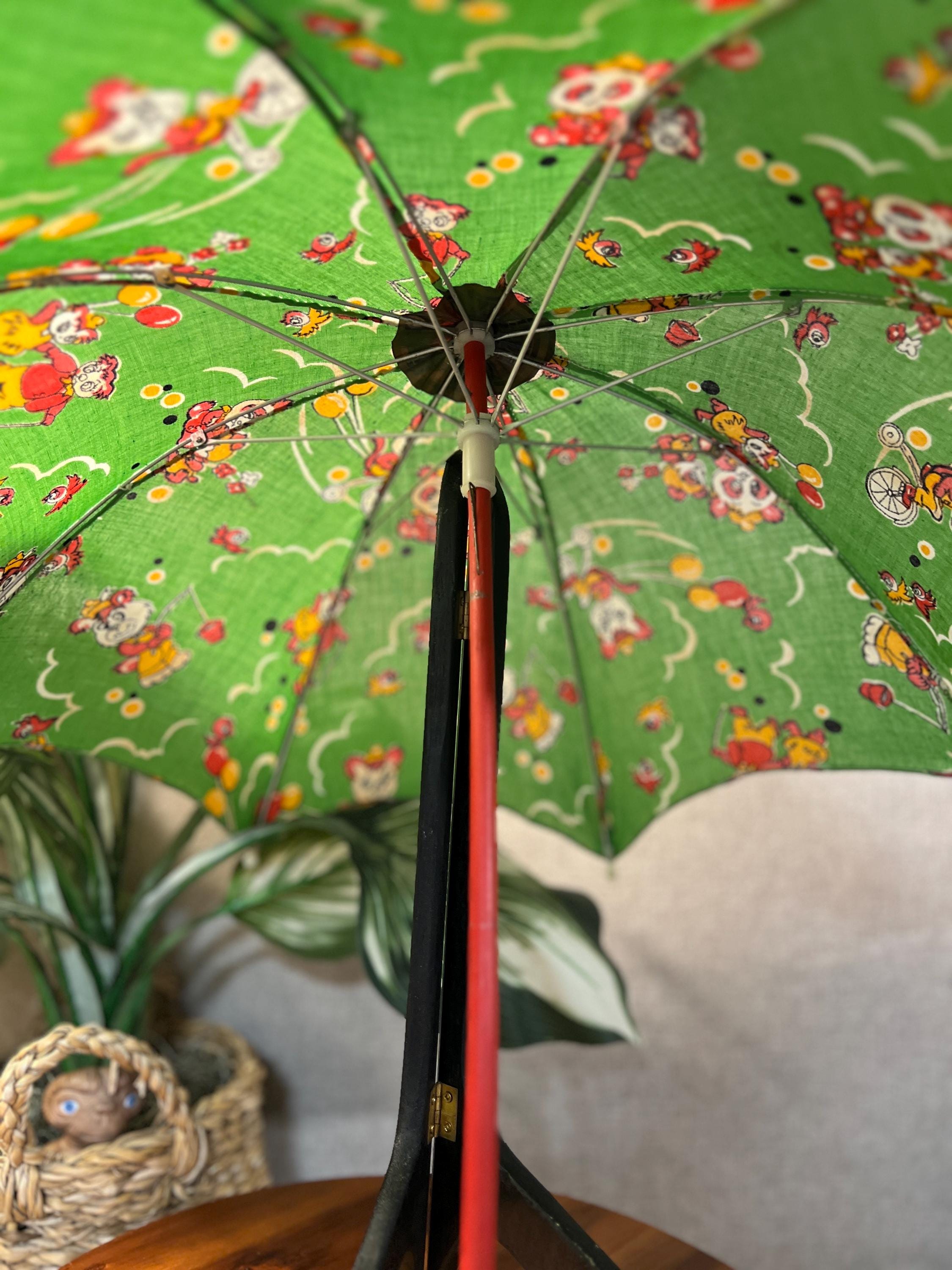 Vintage Japan Printed Cotton Child's Umbrella Parasol W/Painted Wood Kokeshi Handle