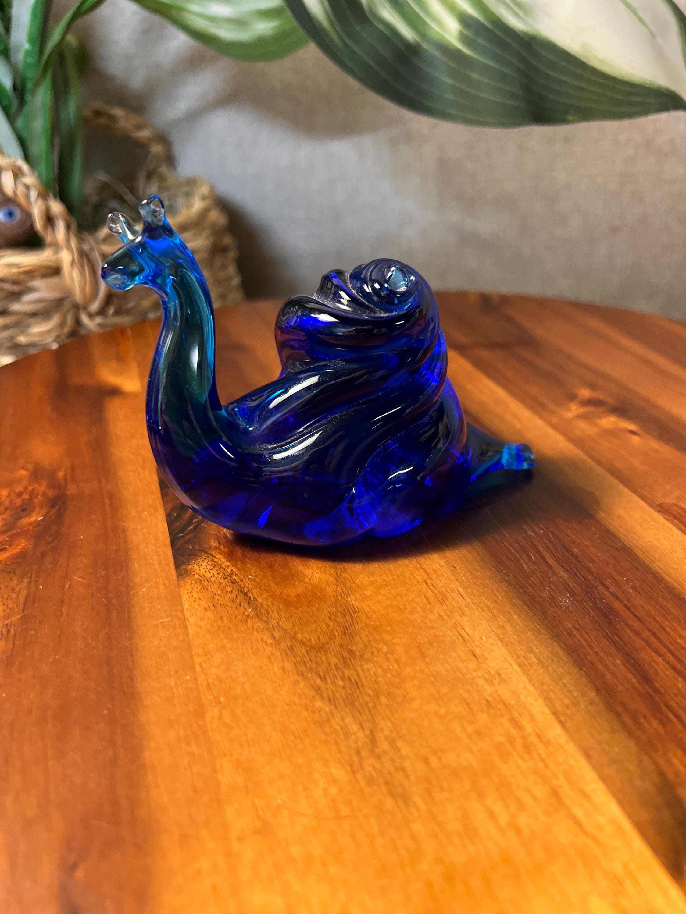Vtg Rainbow Glass Hand Blown cobalt blue Art Glass Snail Paperweight