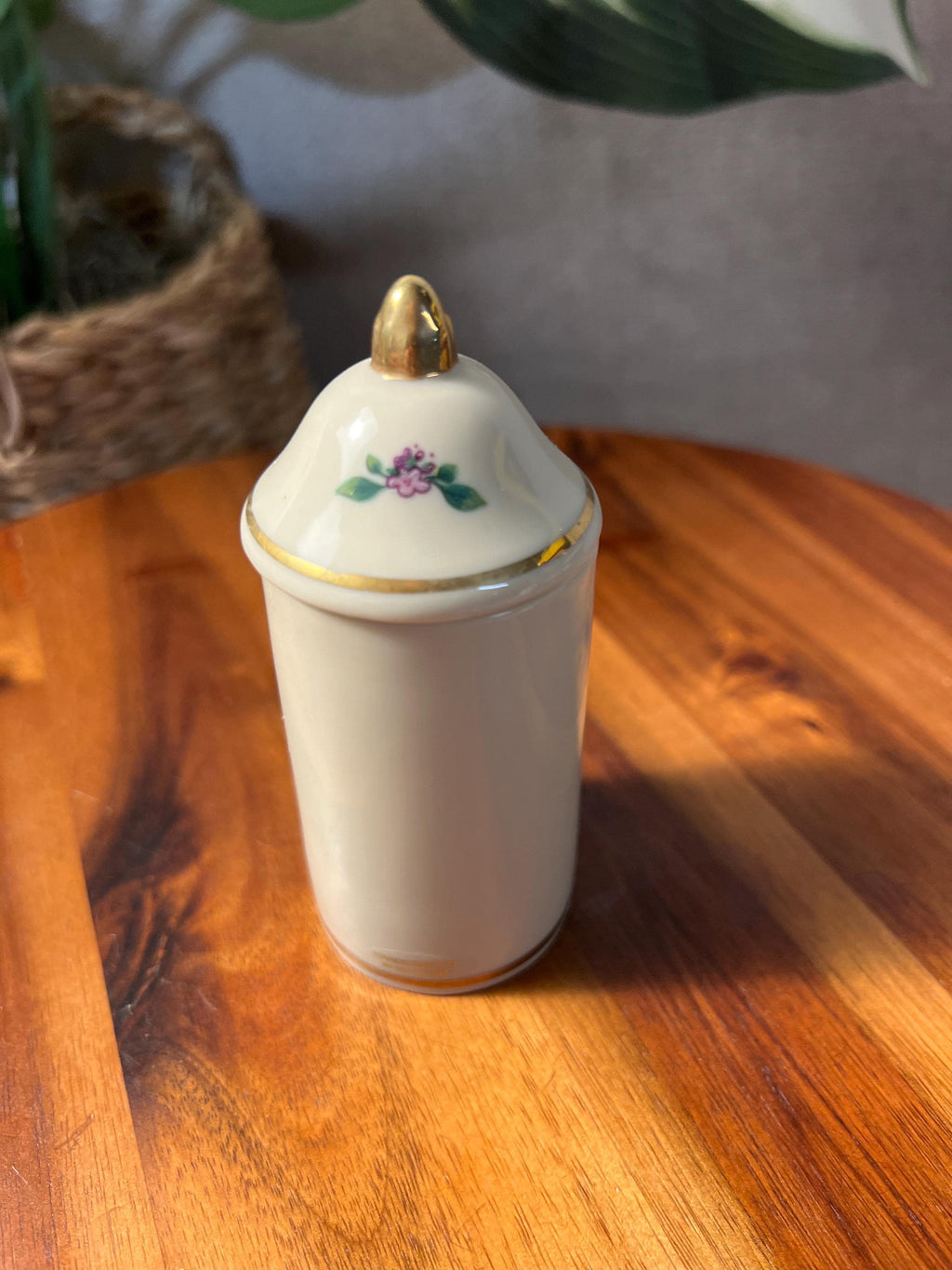 Vintage Thyme The Lenox Spice Garden 1992 Fine Porcelain Spice Jar