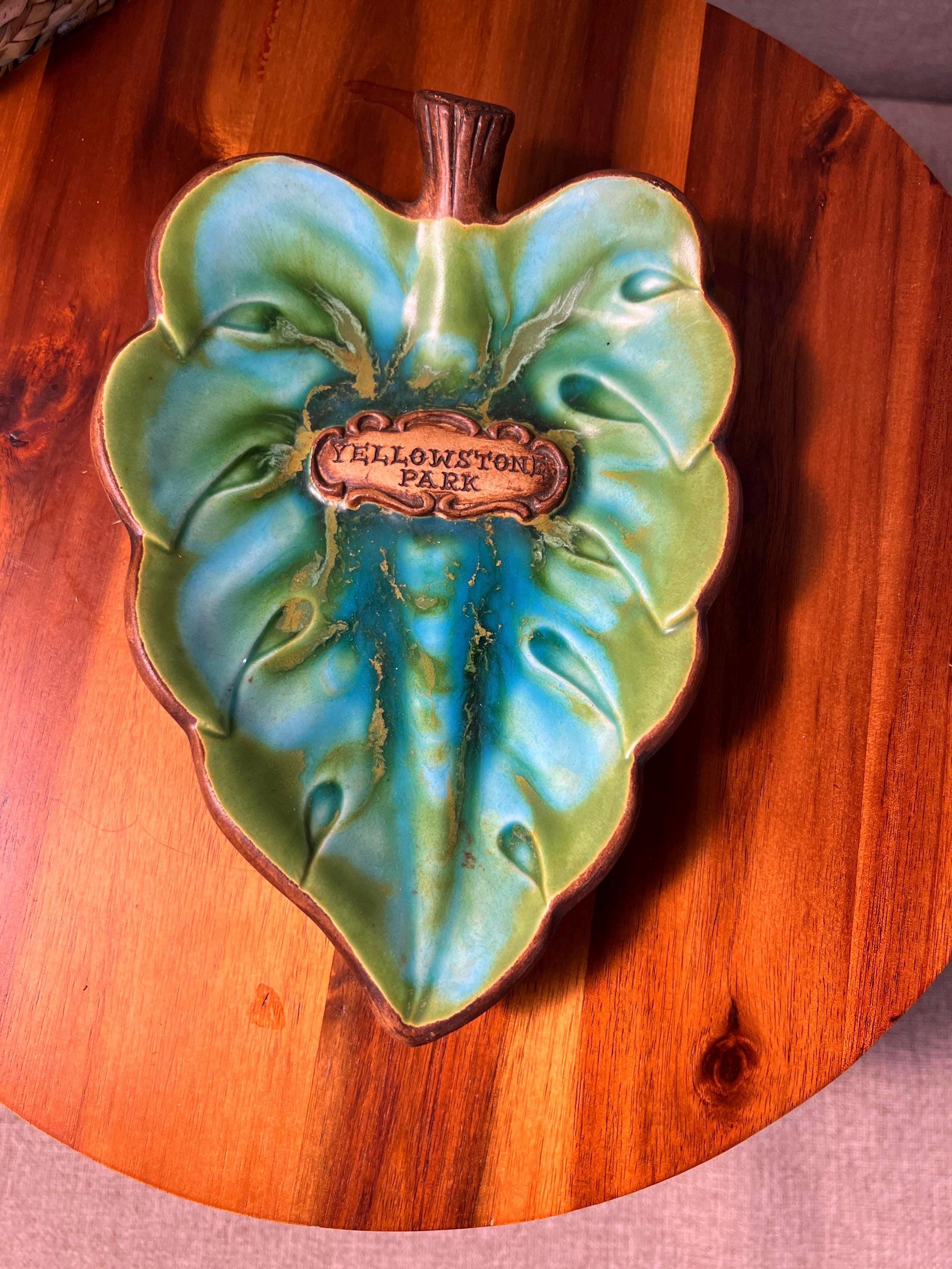 Vintage Yellowstone Park Treasure Craft 1969 Leaf Trinket Dish