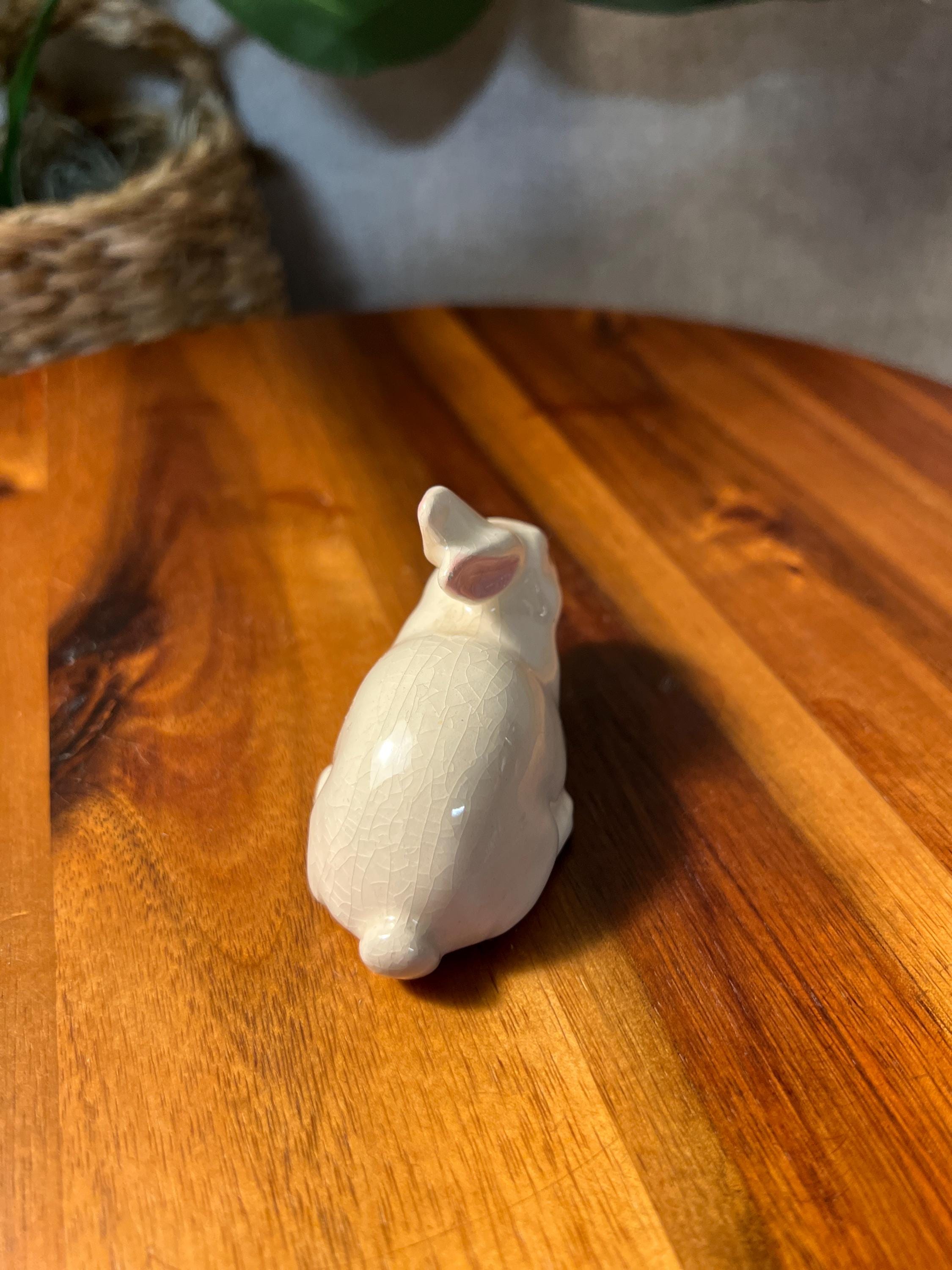 Vintage ceramic bunny rabbit figurine unmarked