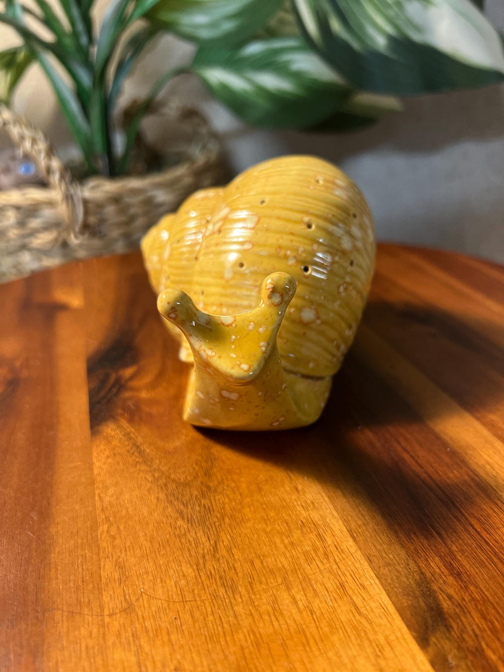 Vintage Ceramic Snail with holes possibly hor de vours holder