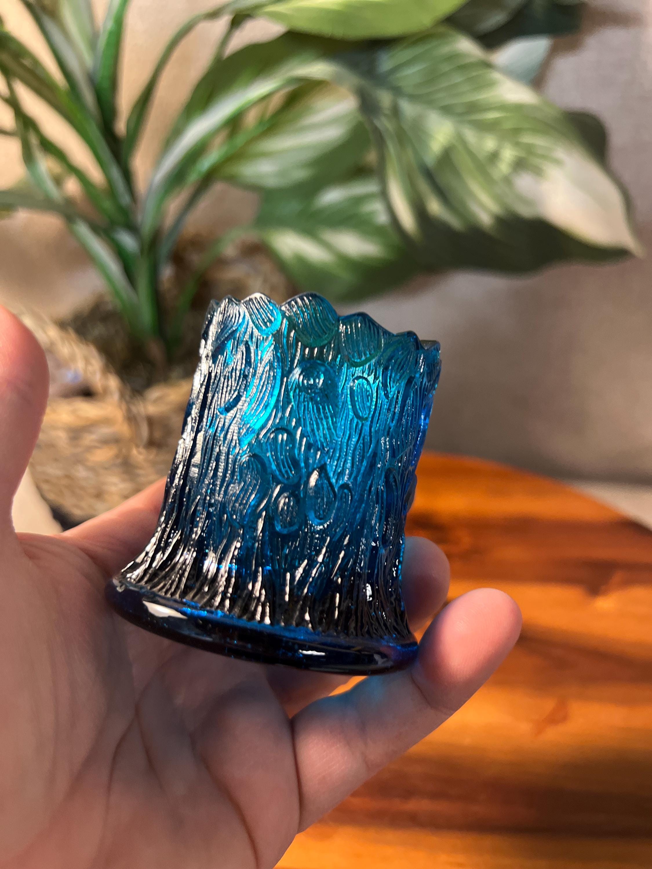 ROBERT Hansen EAPG Unsigned Tree Stump Toothpick Holder Colonial Blue