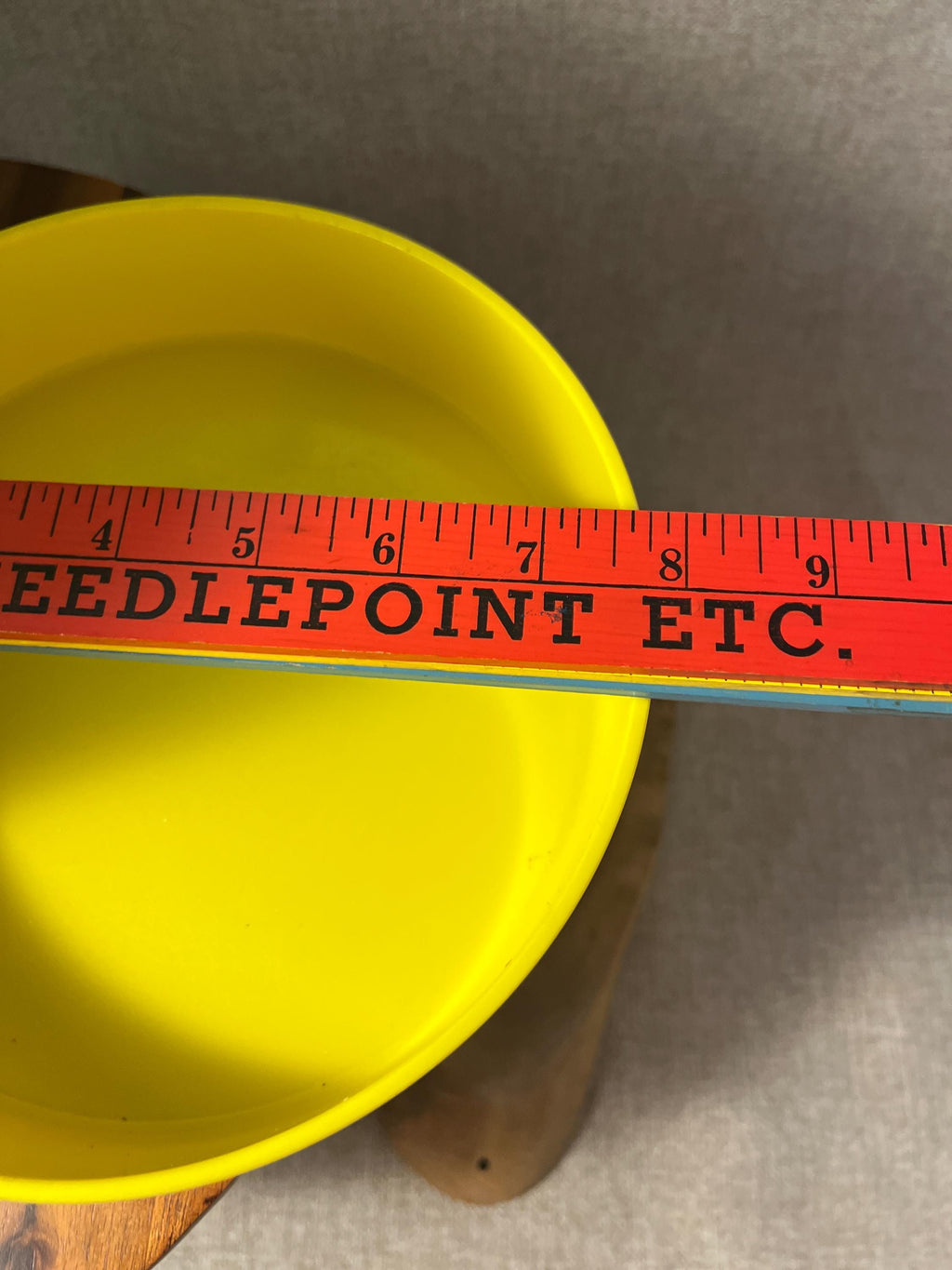 Set of 6 Vintage Oblique Bowls 1970s Melamine MCM Yellow 7-in Stackable, Made in USA
