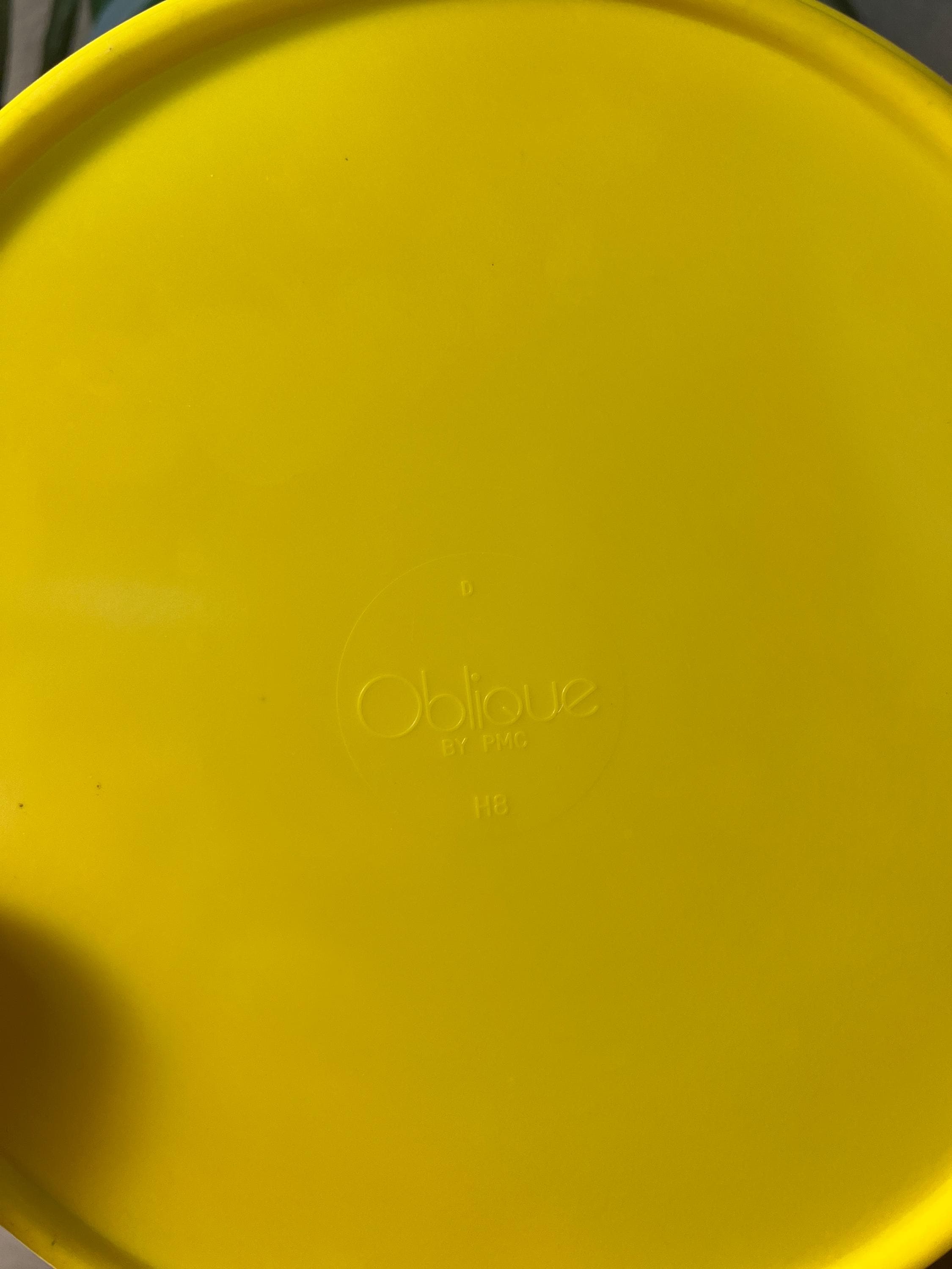 Set of 6 Vintage Oblique Bowls 1970s Melamine MCM Yellow 7-in Stackable, Made in USA