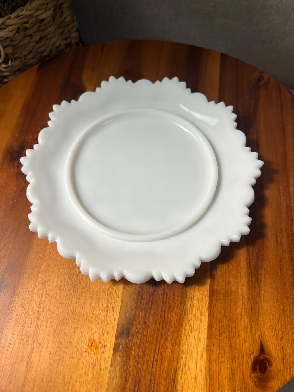 Vintage Westmoreland Milk Glass Old Quilt Round Covered Cheese Butter Dish