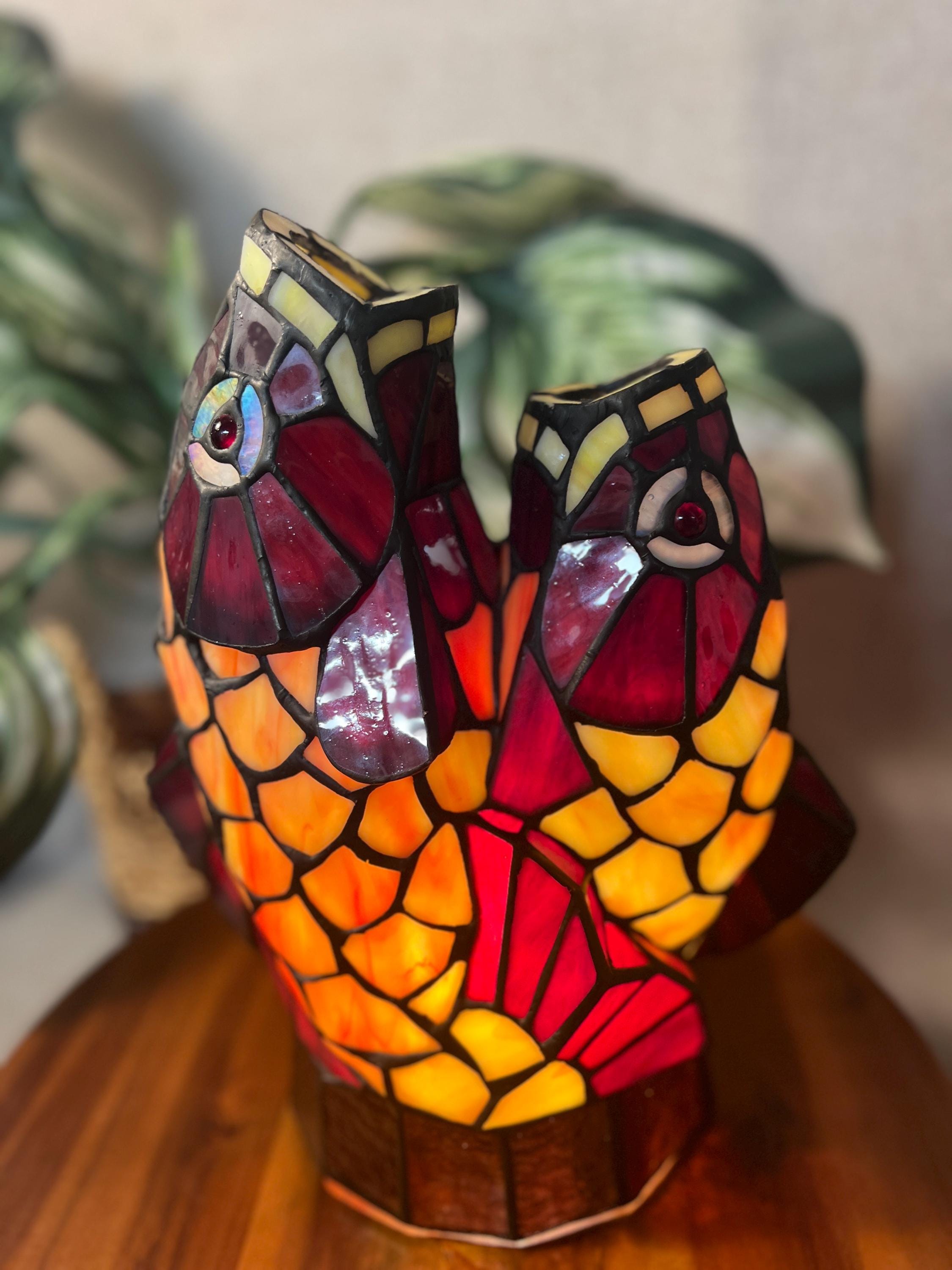 Vintage Tiffany Style Stained Glass Tropical Fishes Table Lamp With Bulb