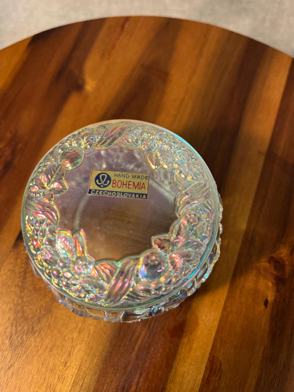 Vintage Czech Republic Iradescent Glass Trinket Box Powder Jar Bows Floral Flowers